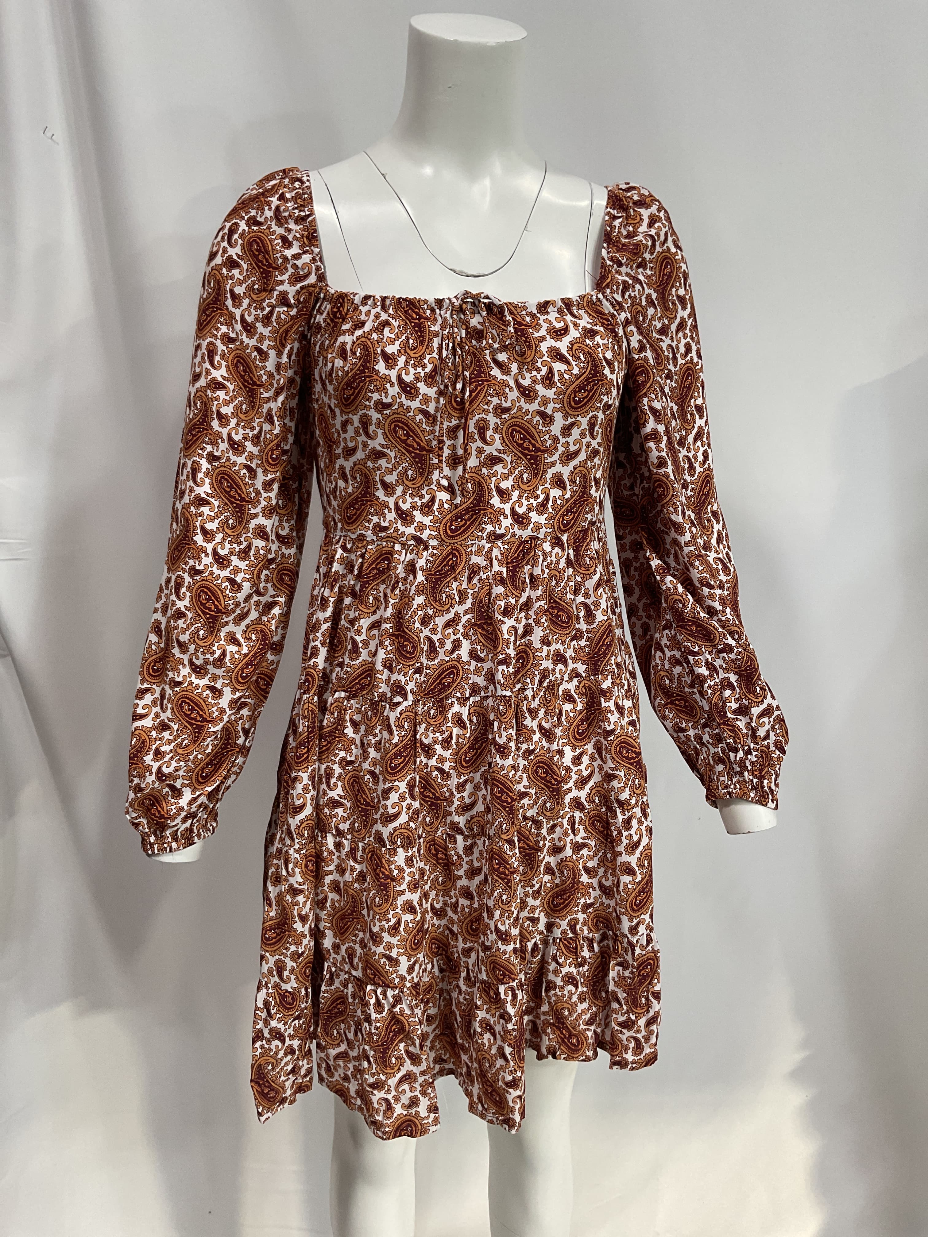 Naline Mini Dress In Burgundy Sable Paisley - Image 4