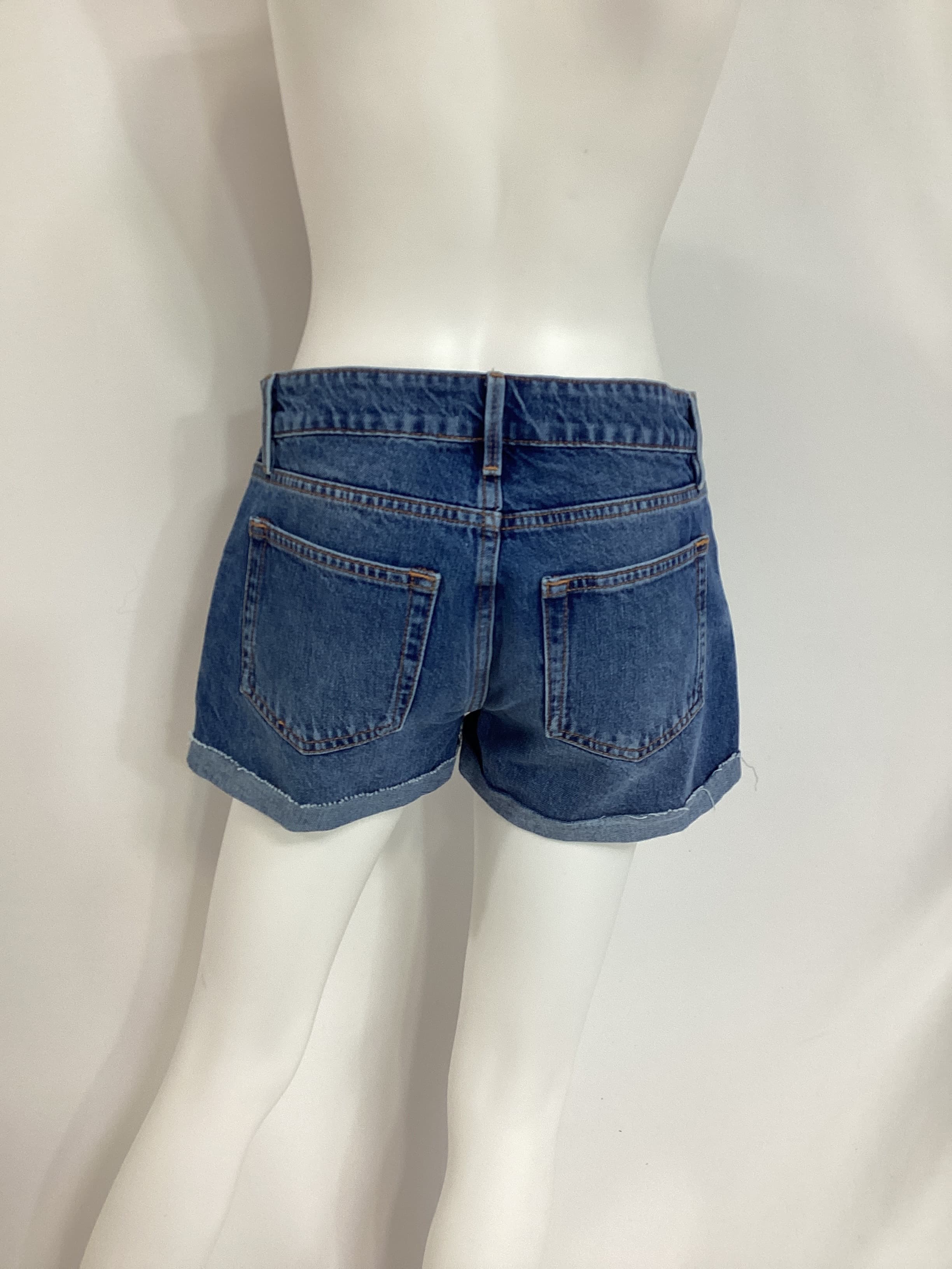 Le Grand Short In Del Amo - Image 3