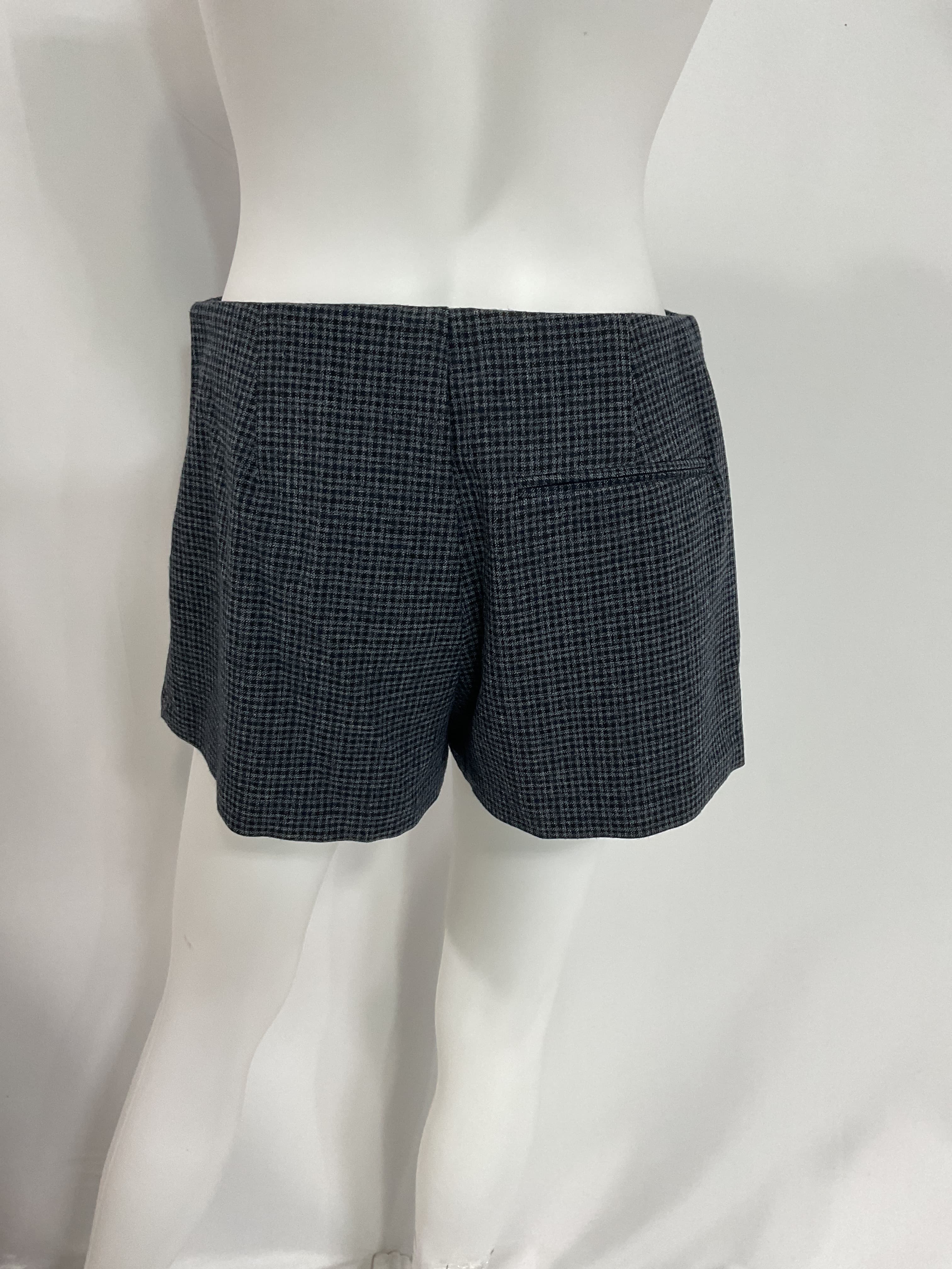 Sloan Skort In Dark Grey - Image 2