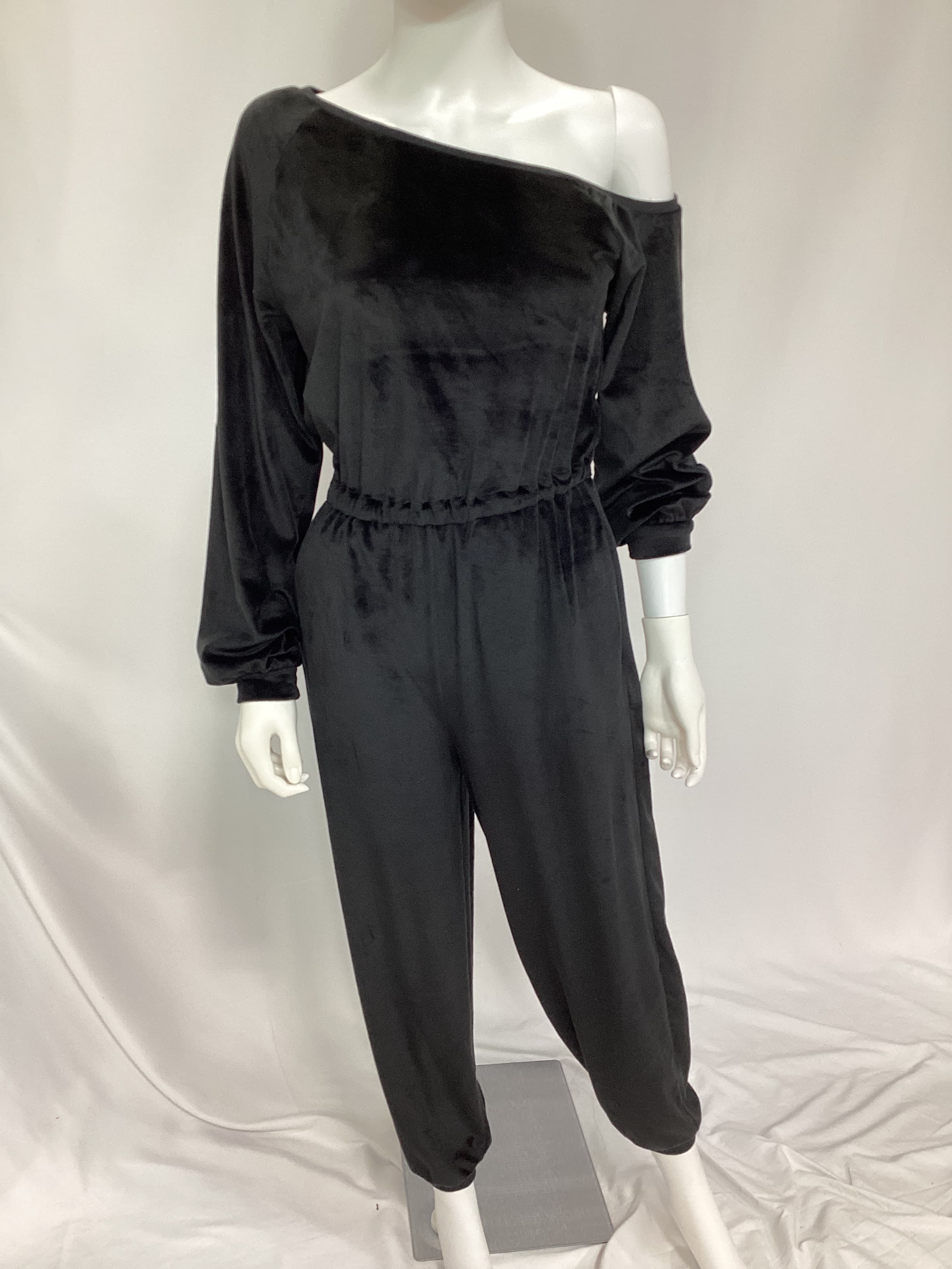 Zasha Jumpsuit In Black - Image 2