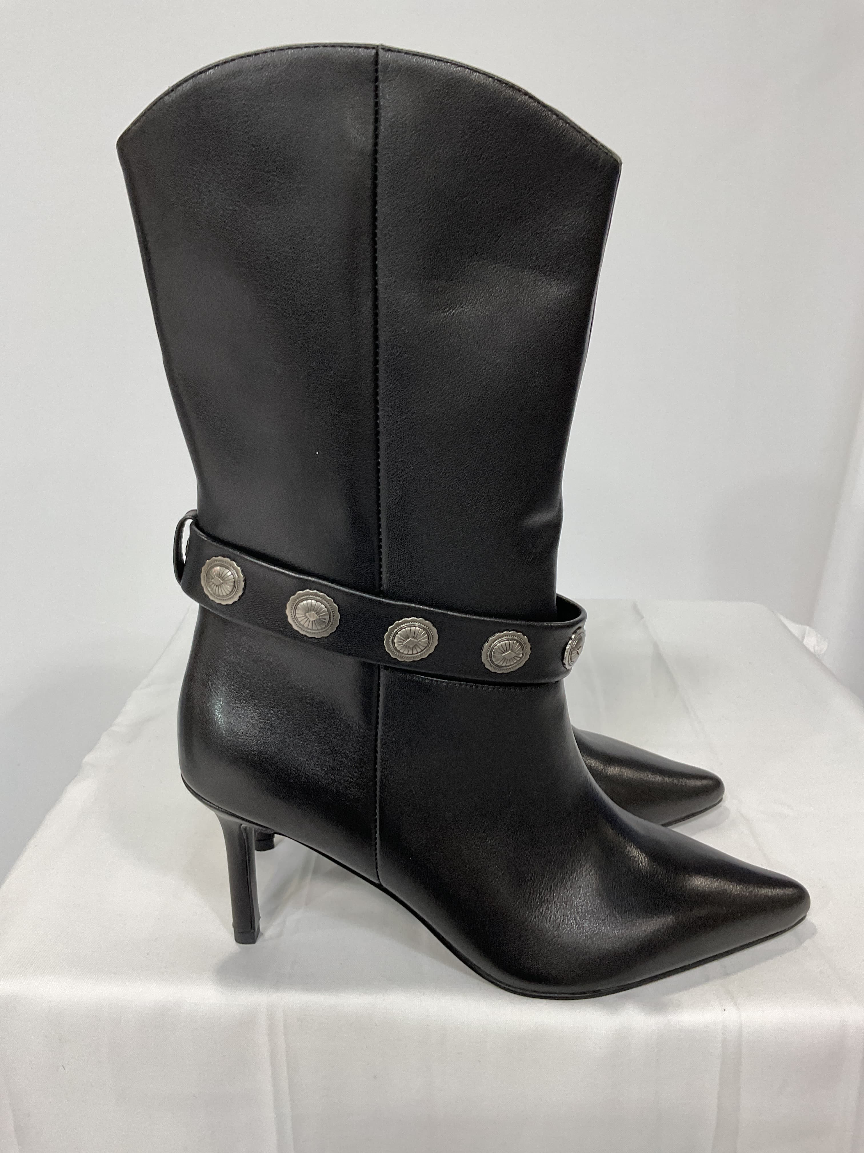 Alohi Boot In Black - Image 4