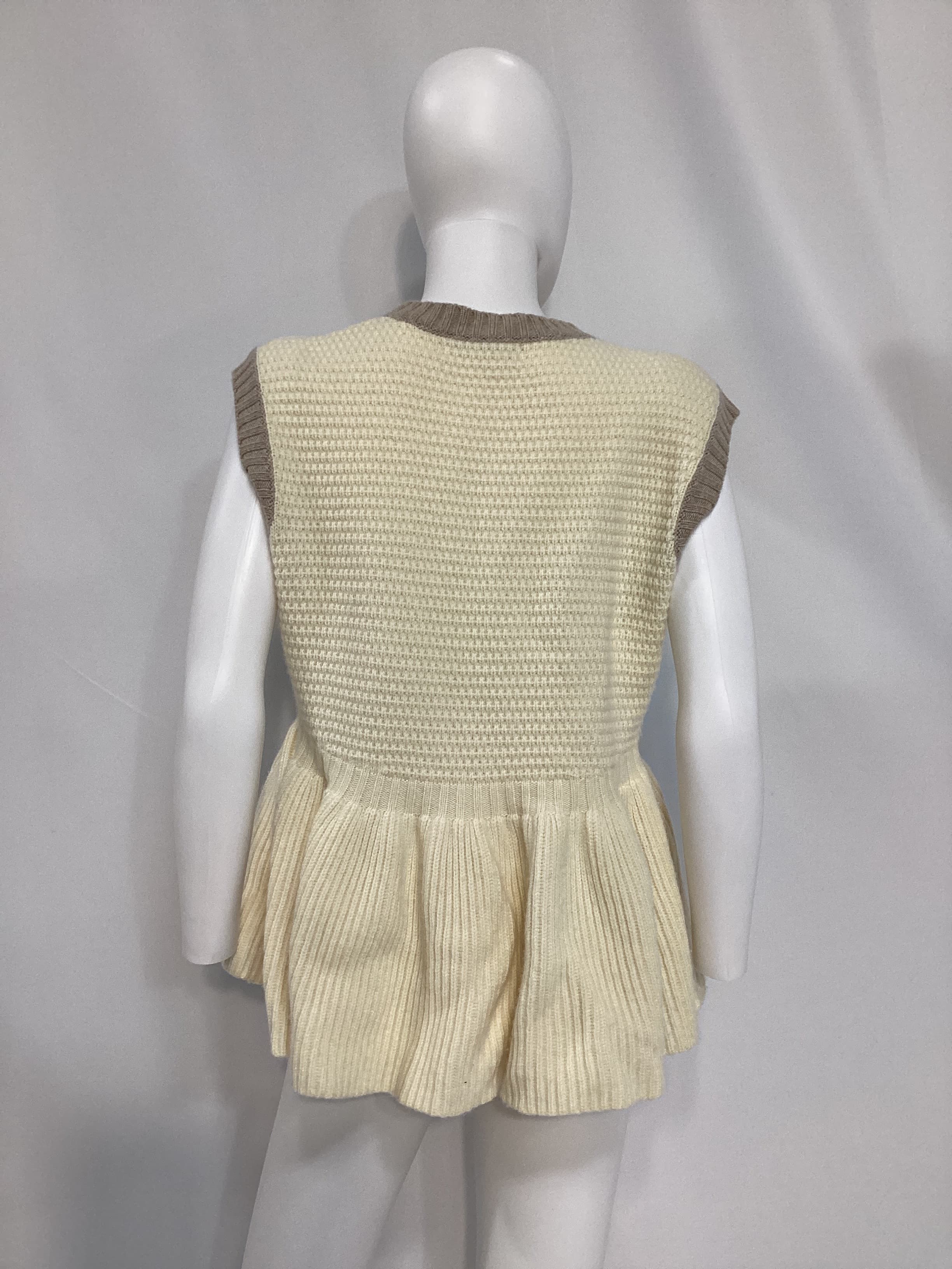 Bonnie Vest - Image 2