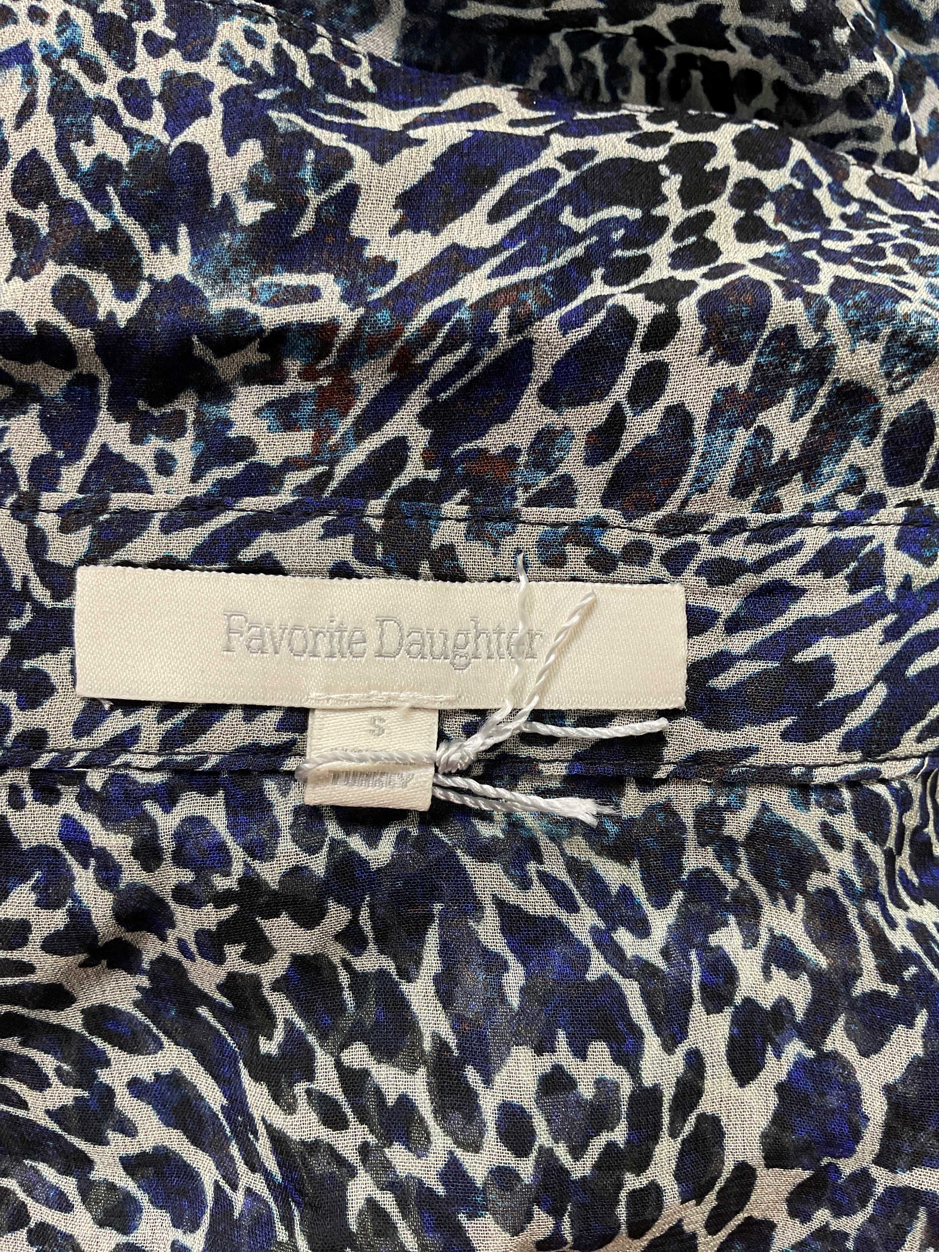 The Friday Shirt In Cheetah Print - Image 4