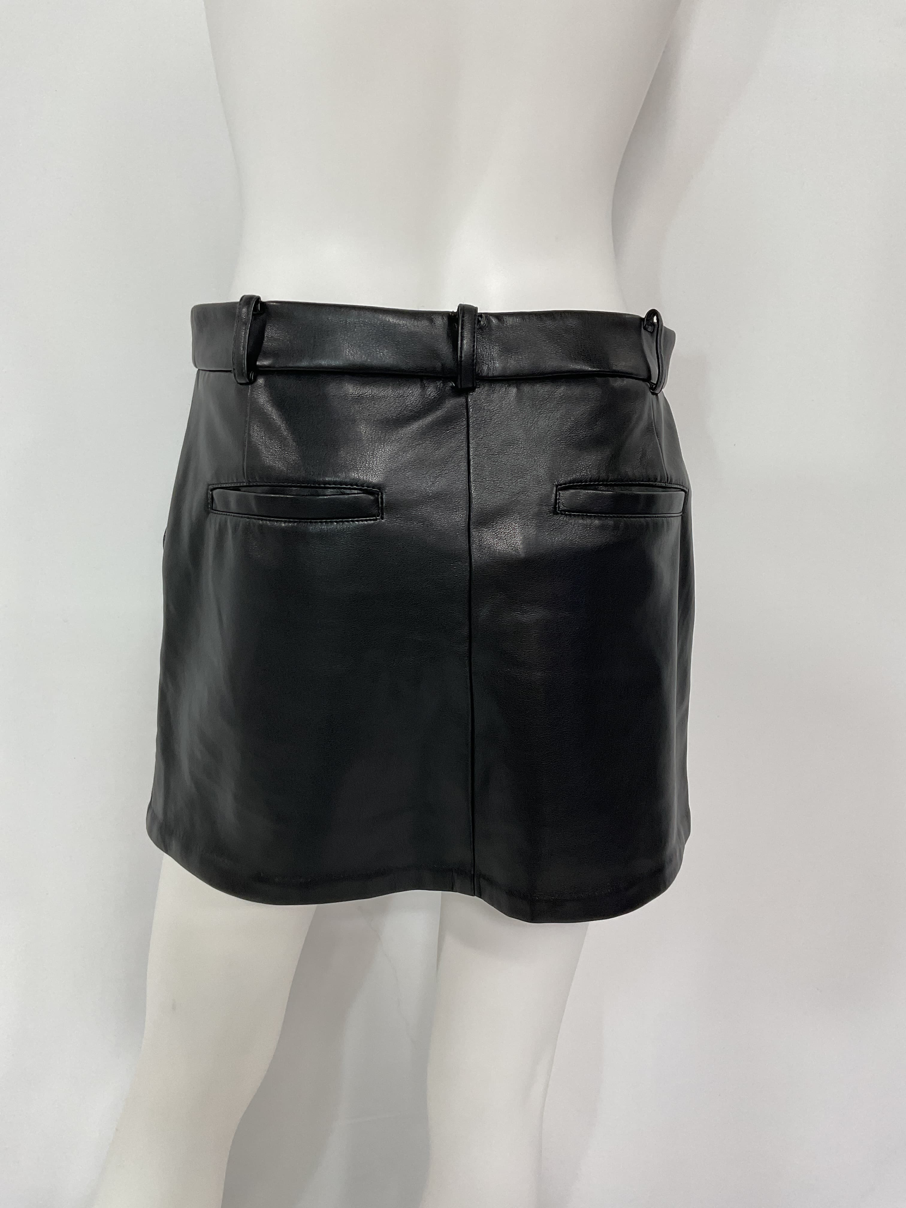 Prim Mini Skirt In Black - Image 2