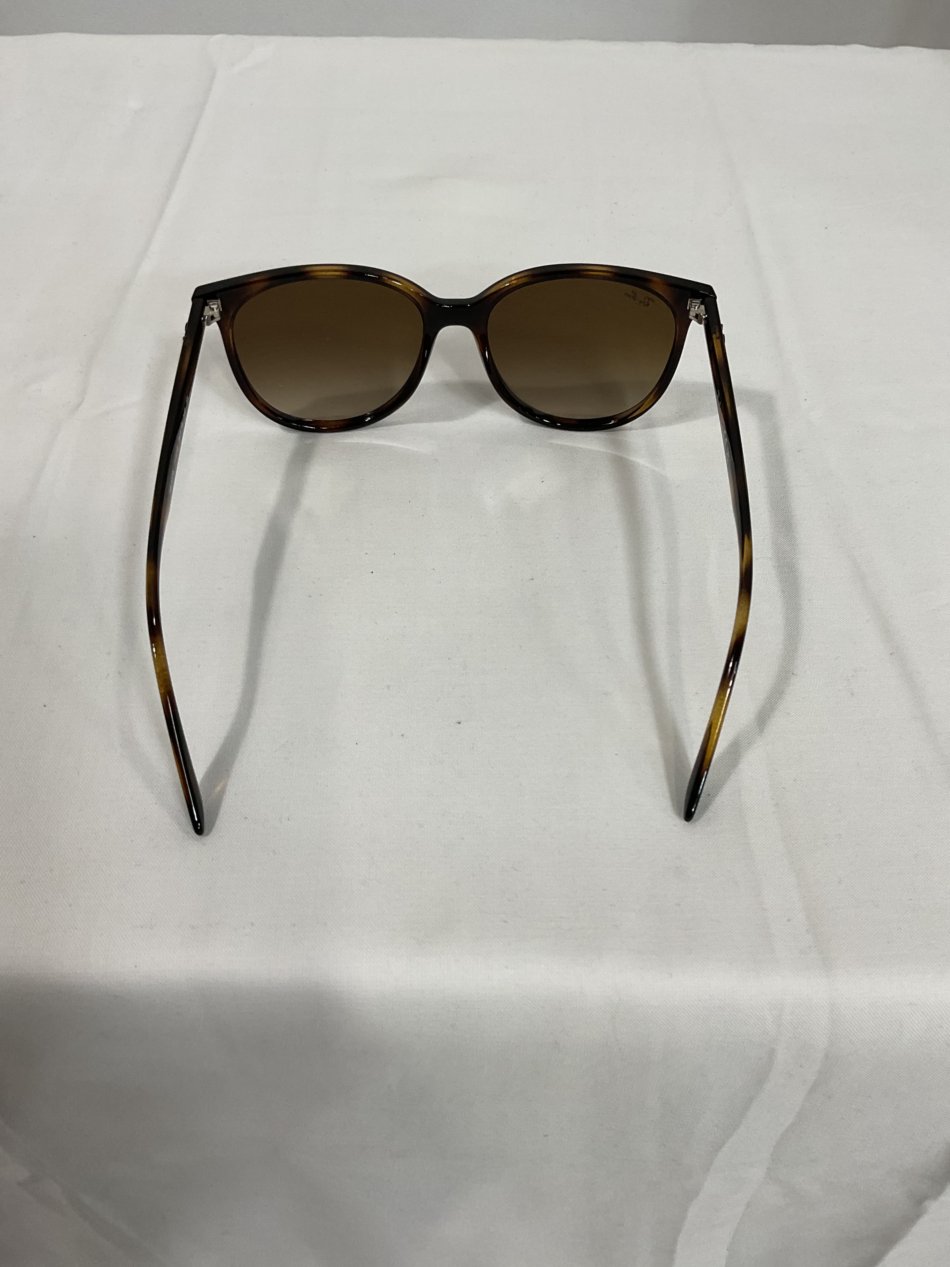 Classic In Havana & Gradient Brown - Image 4