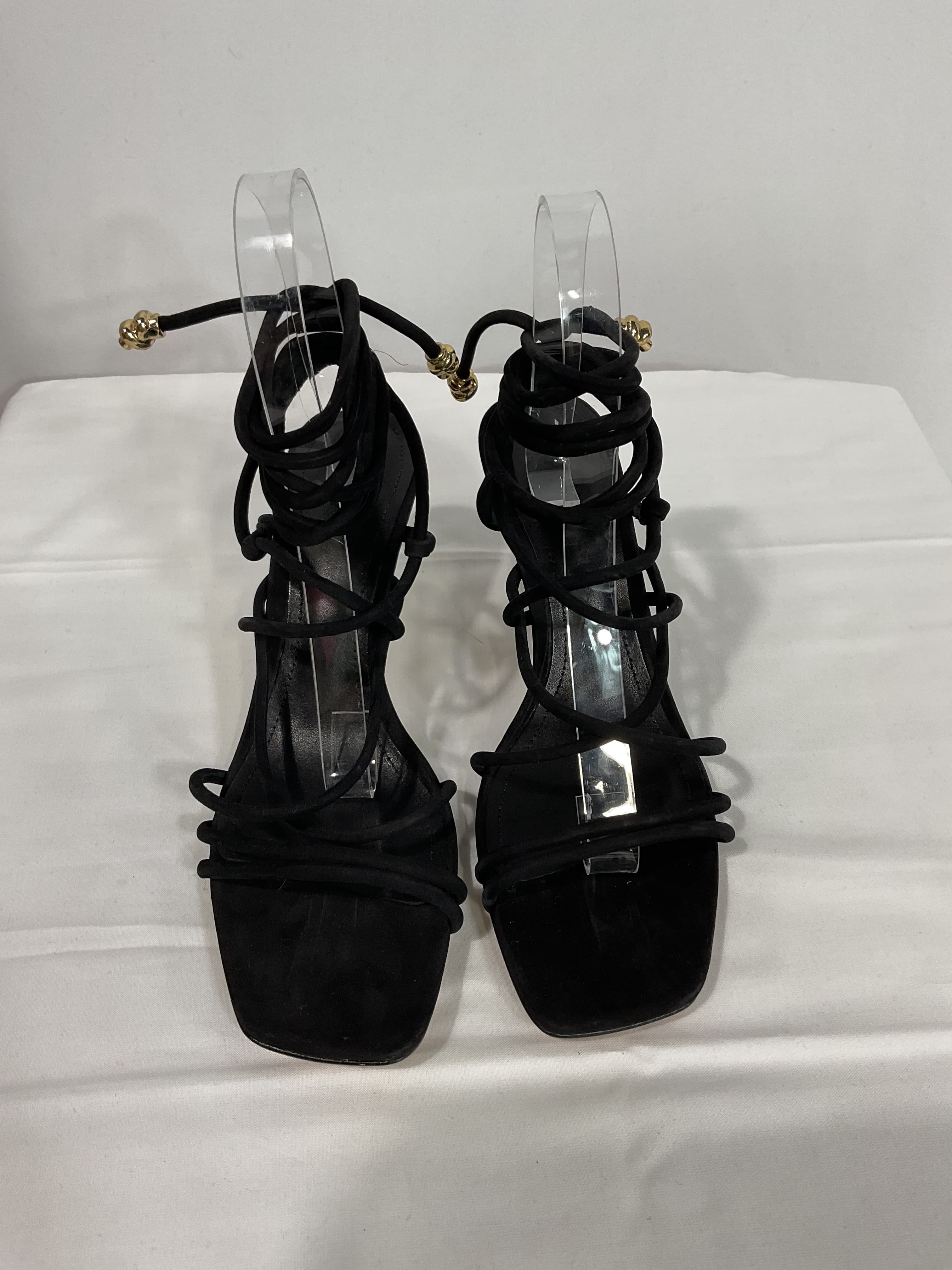 Magdalena Mid Sandal In Black - Image 4