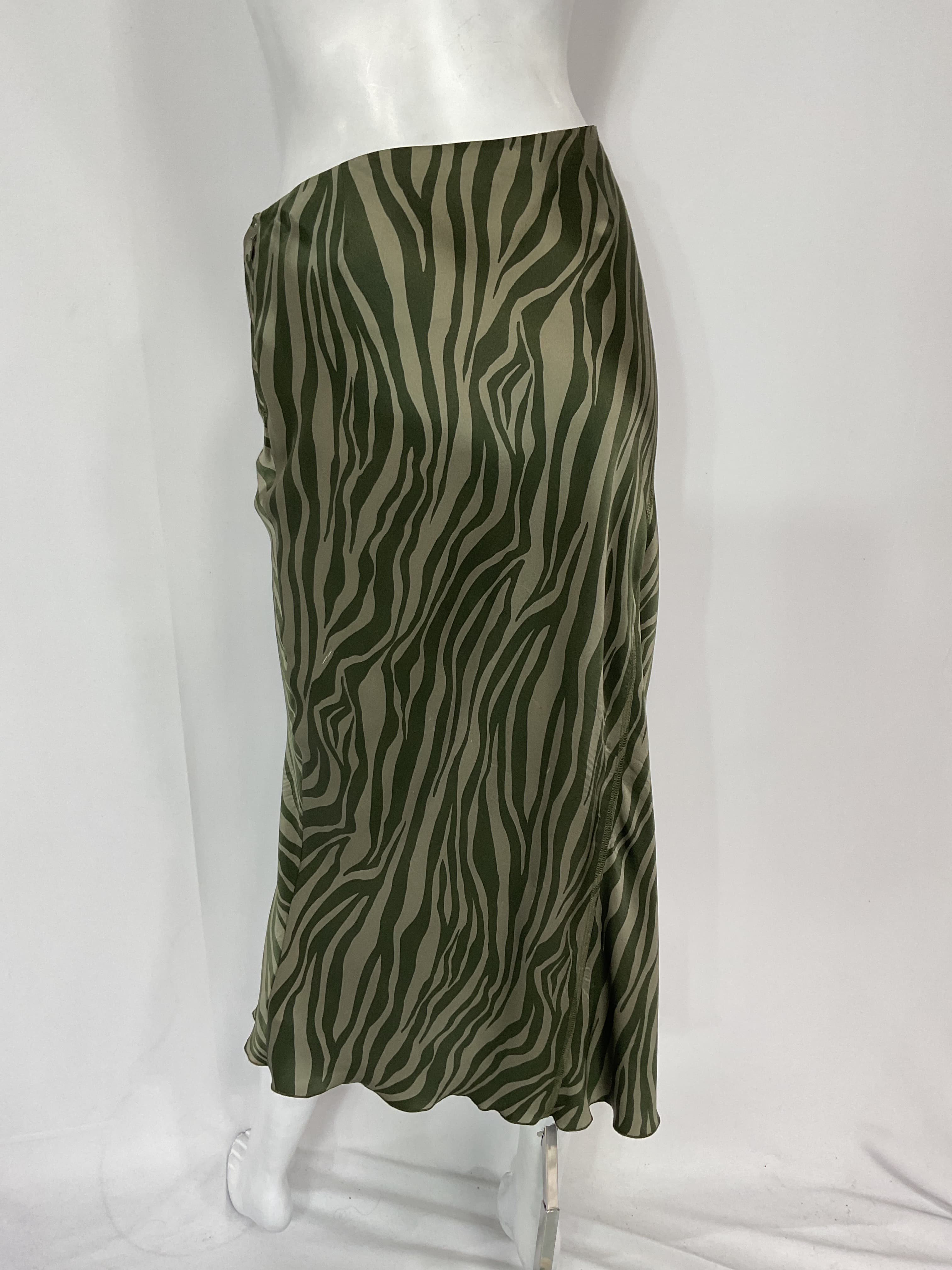 Silk Charmeuse With Zebra St - Image 2
