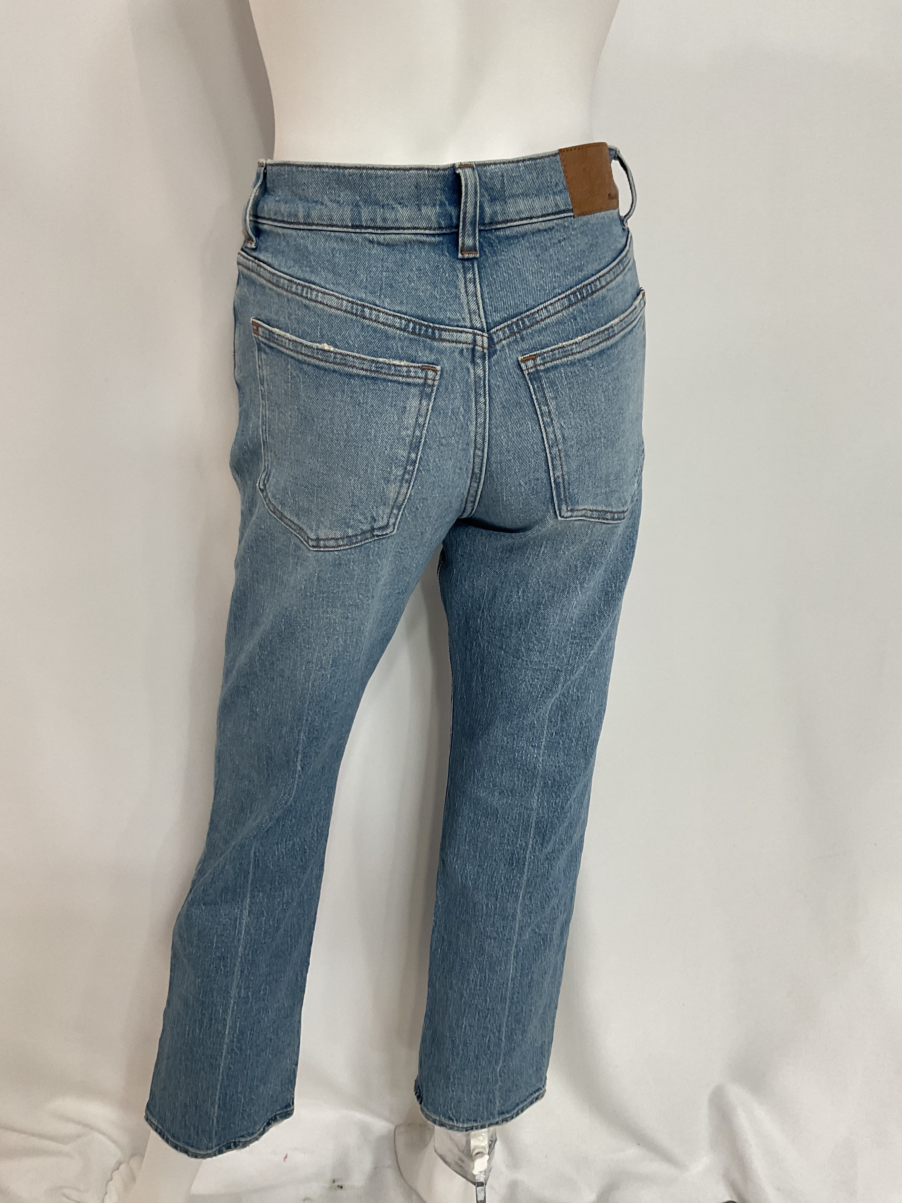 The Petite '90s Straight Jean In Rondell Wash: Crease Edition - Image 4