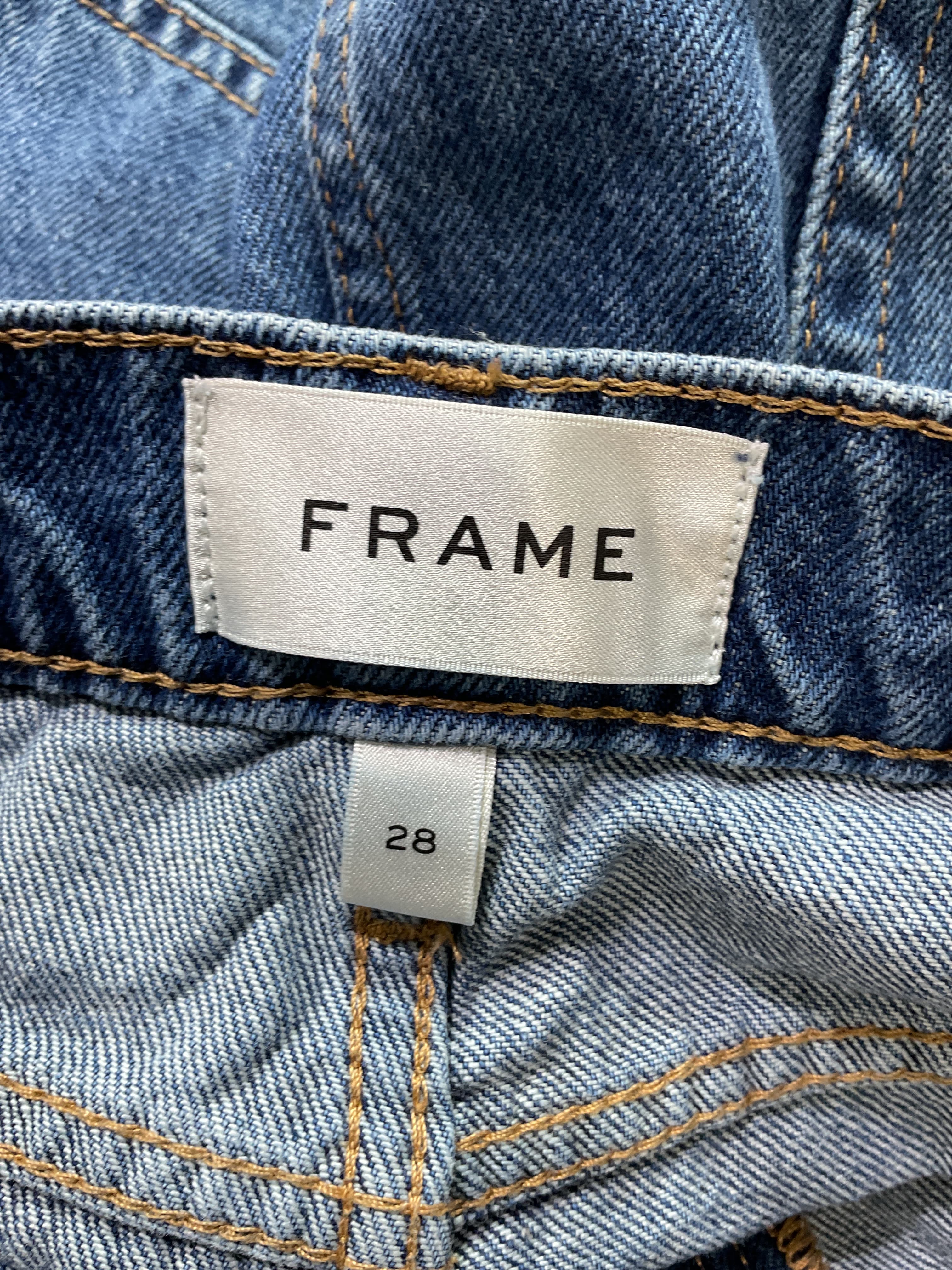 High Waist Raw Hem Capri Jeans - Image 4