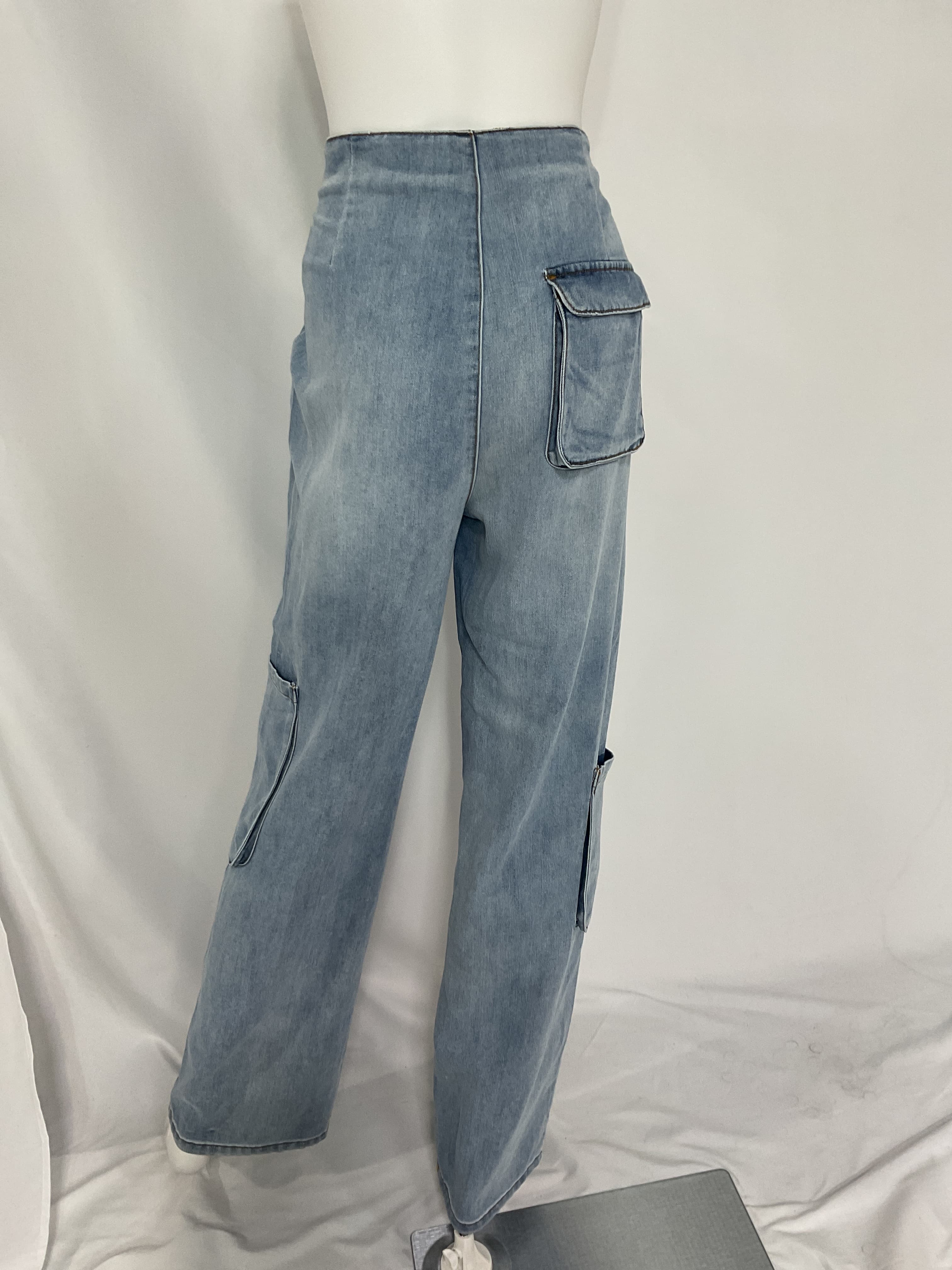 Sigmund Jean In Light Wash - Image 4