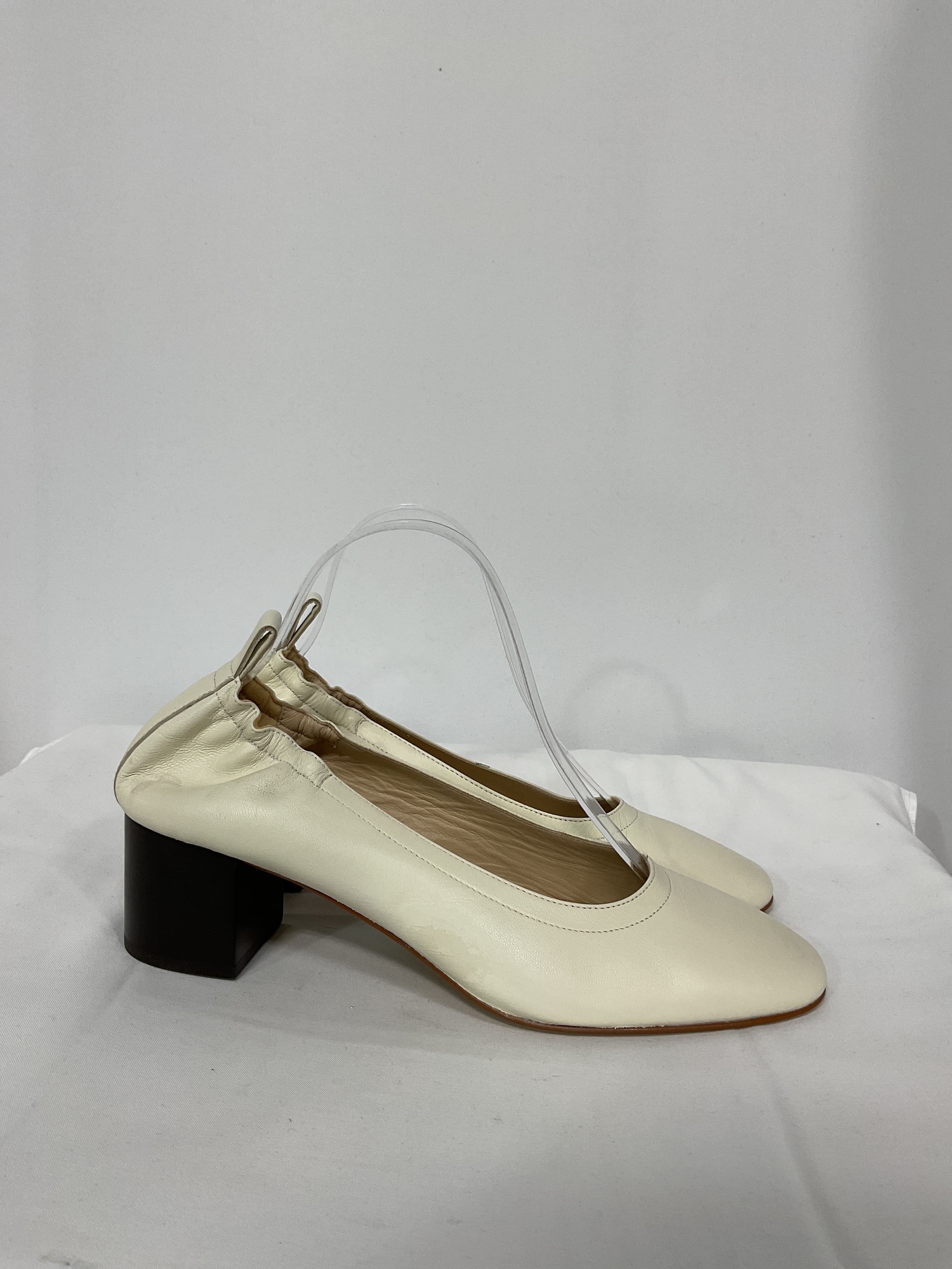 The Day Heel - Image 4