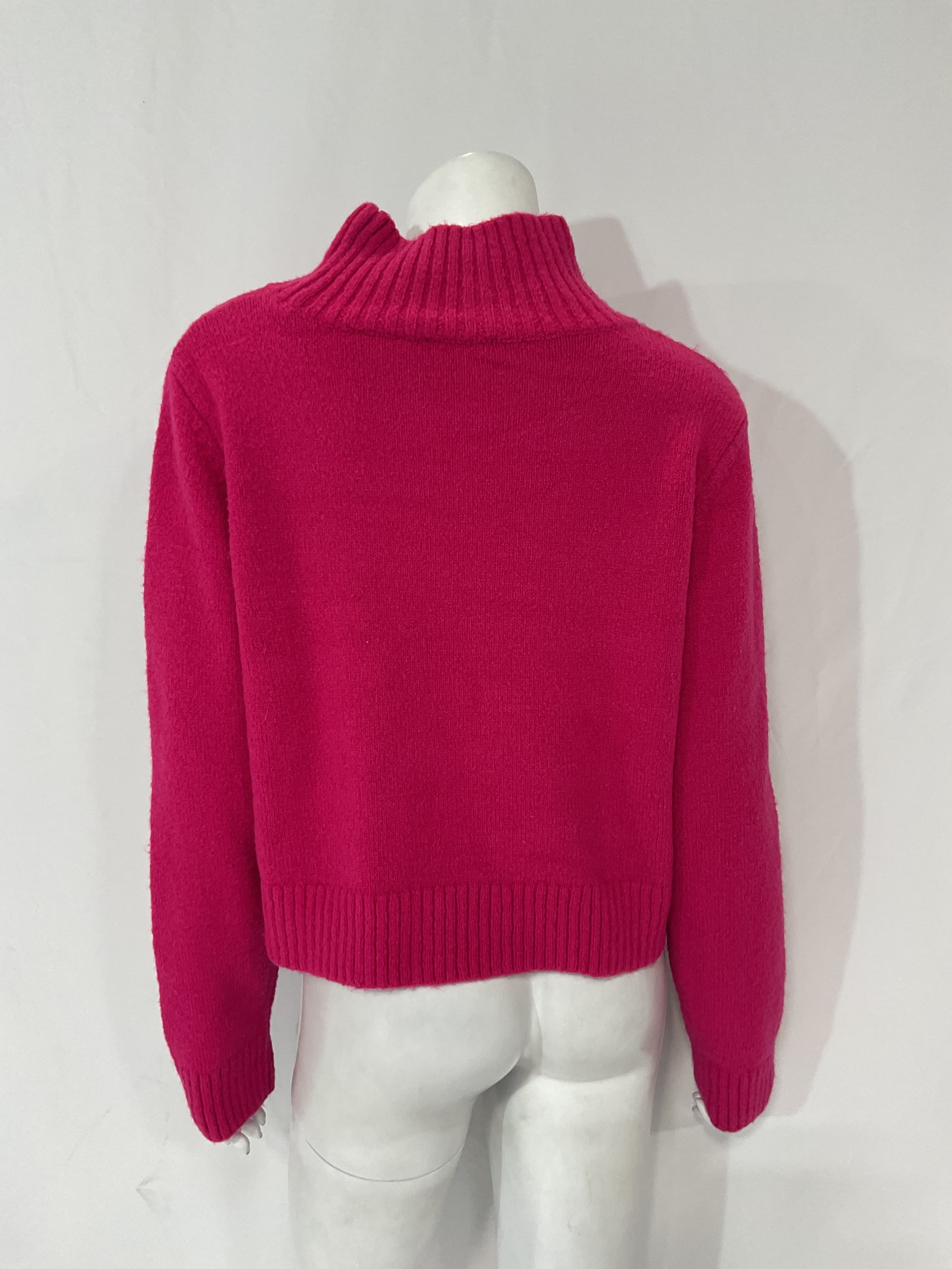 Ria Pullover In Fuchsia - Image 2