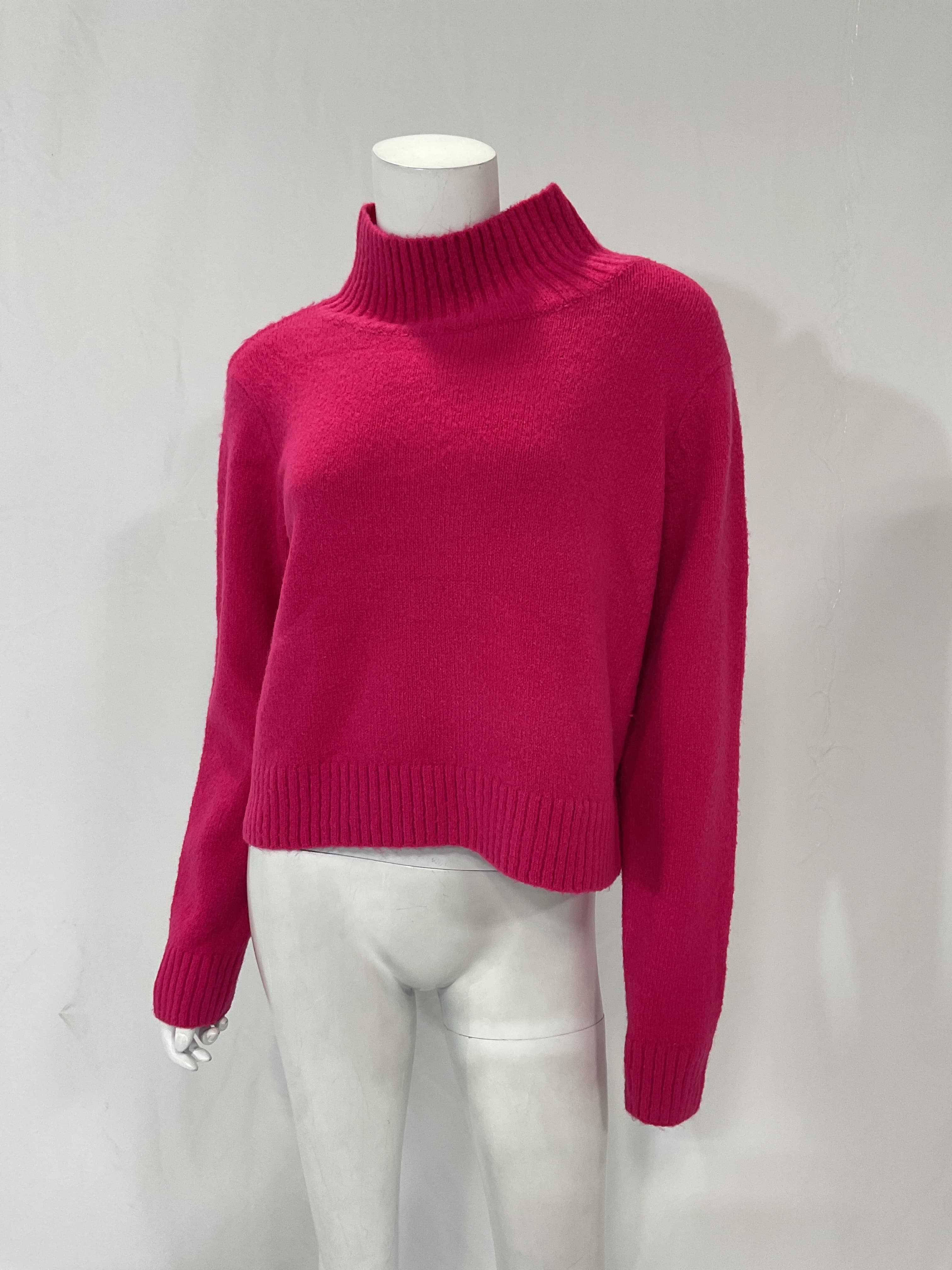 Ria Pullover In Fuchsia - Image 3