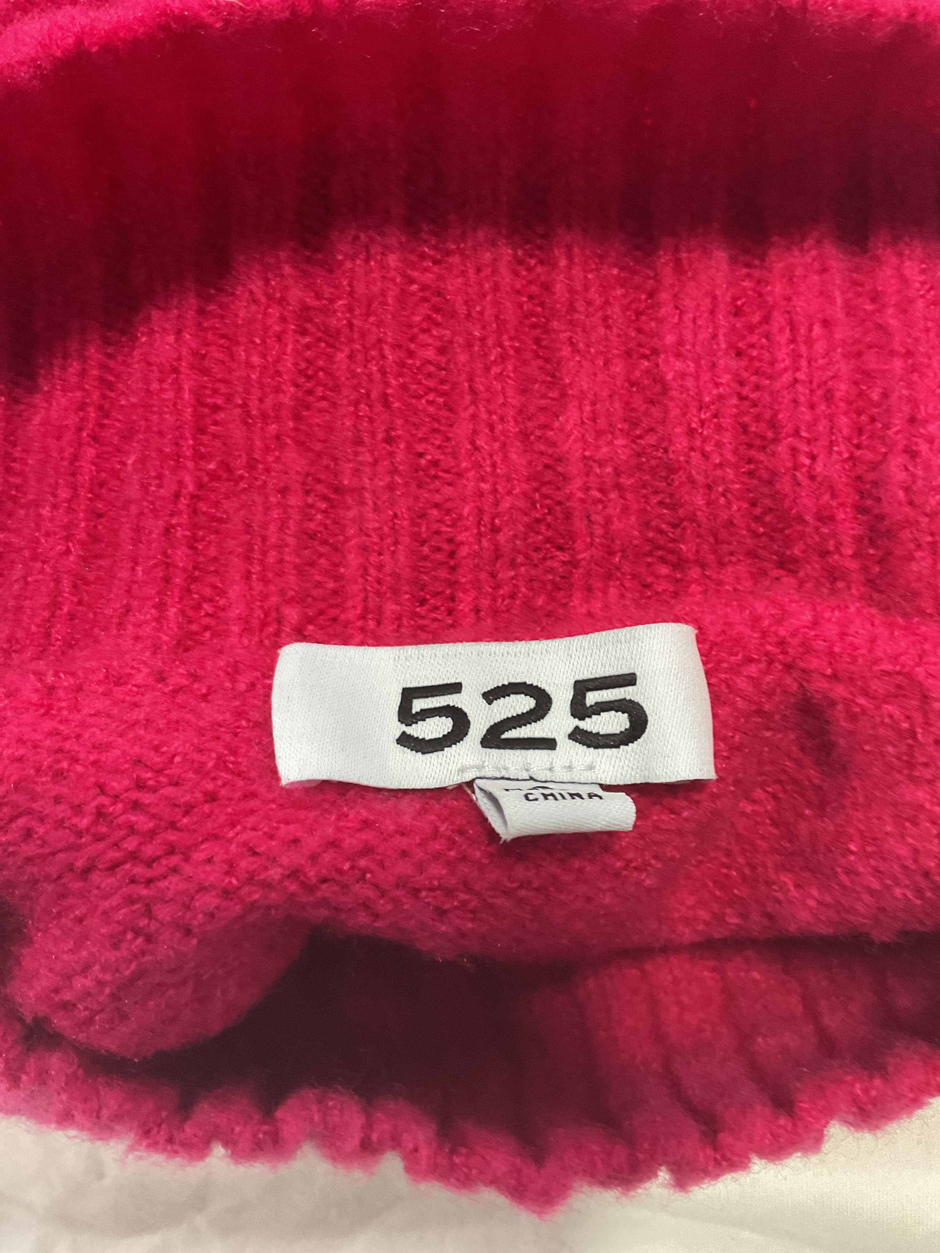 Ria Pullover In Fuchsia - Image 4