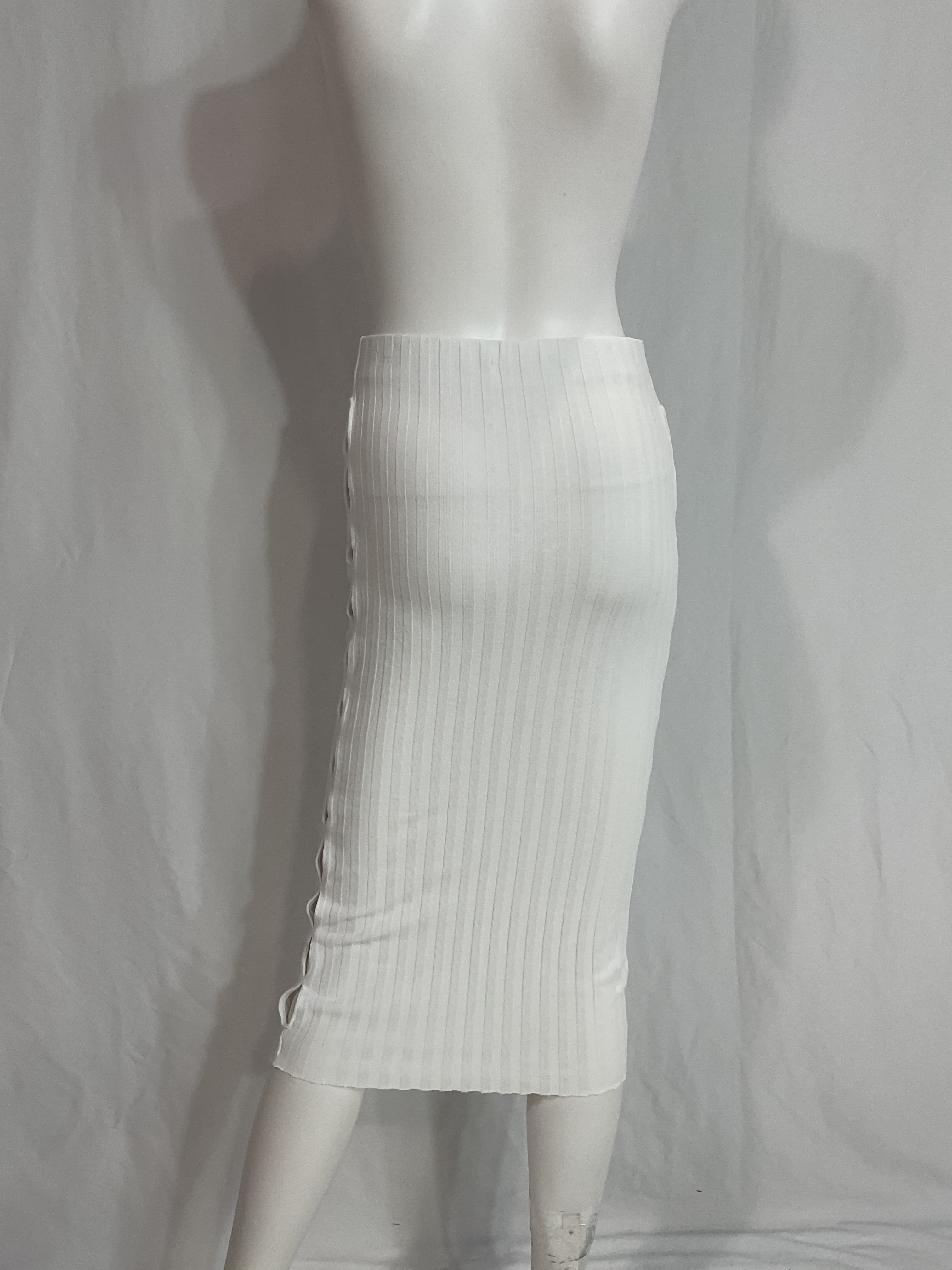 Capri Cut Out Midi Skirt In White - Image 2