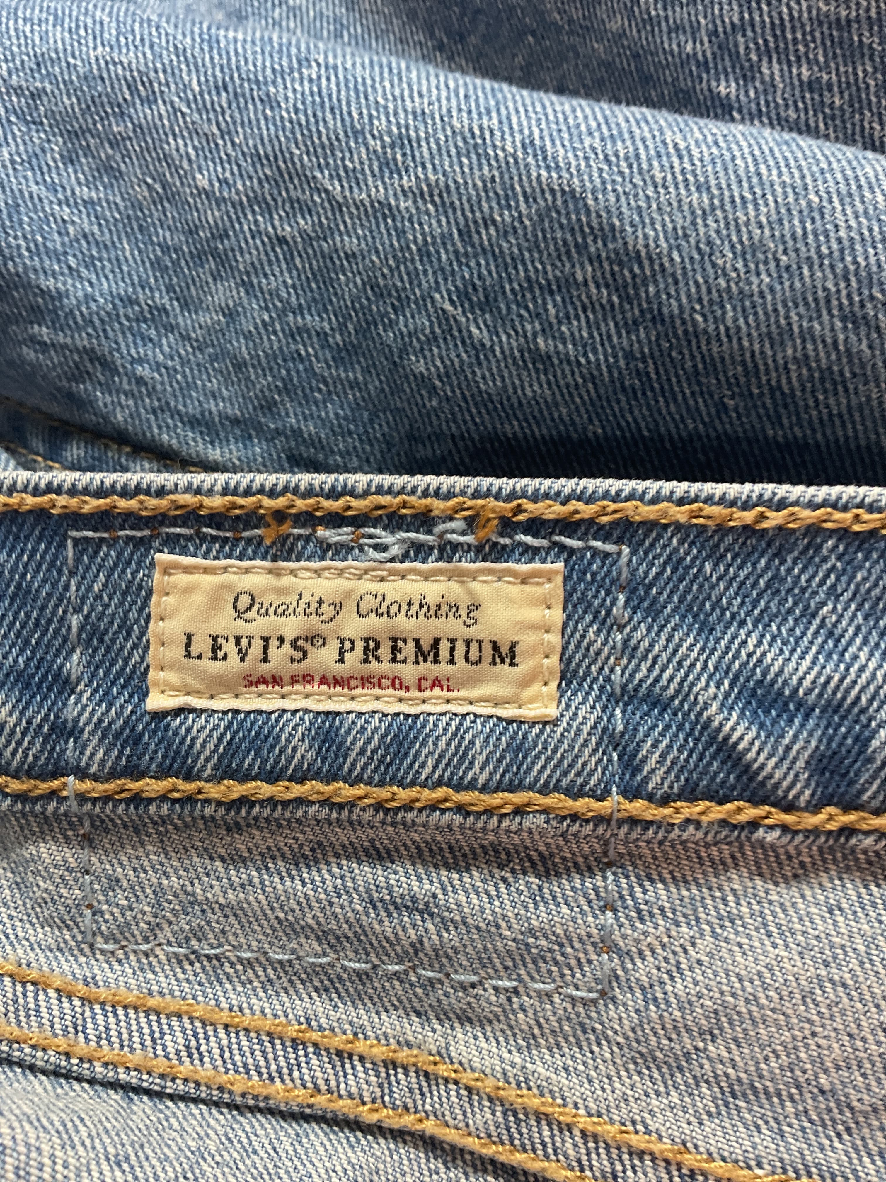 Wedgie Straight Jeans - Image 3