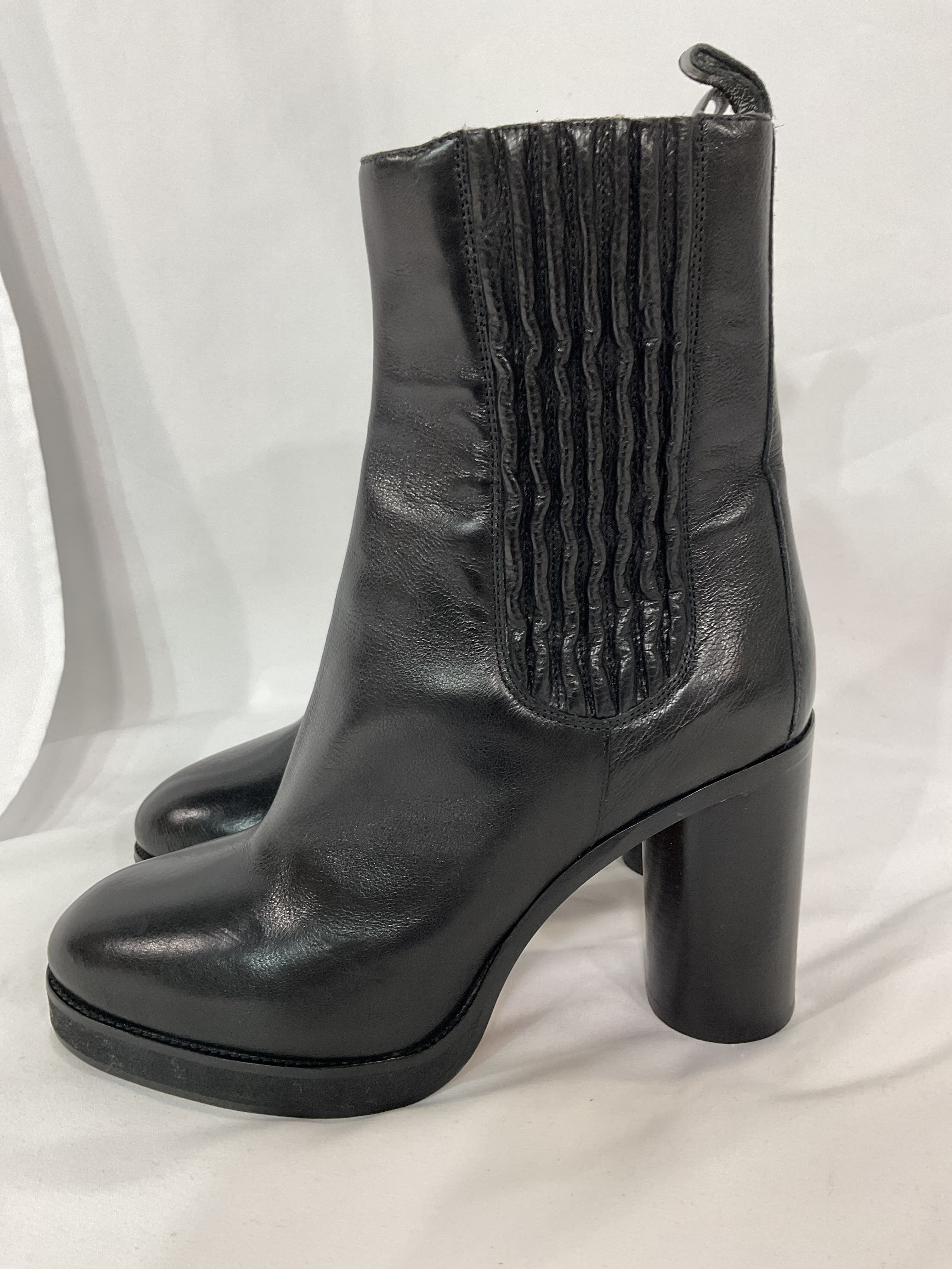 Lilde Boots - Image 4