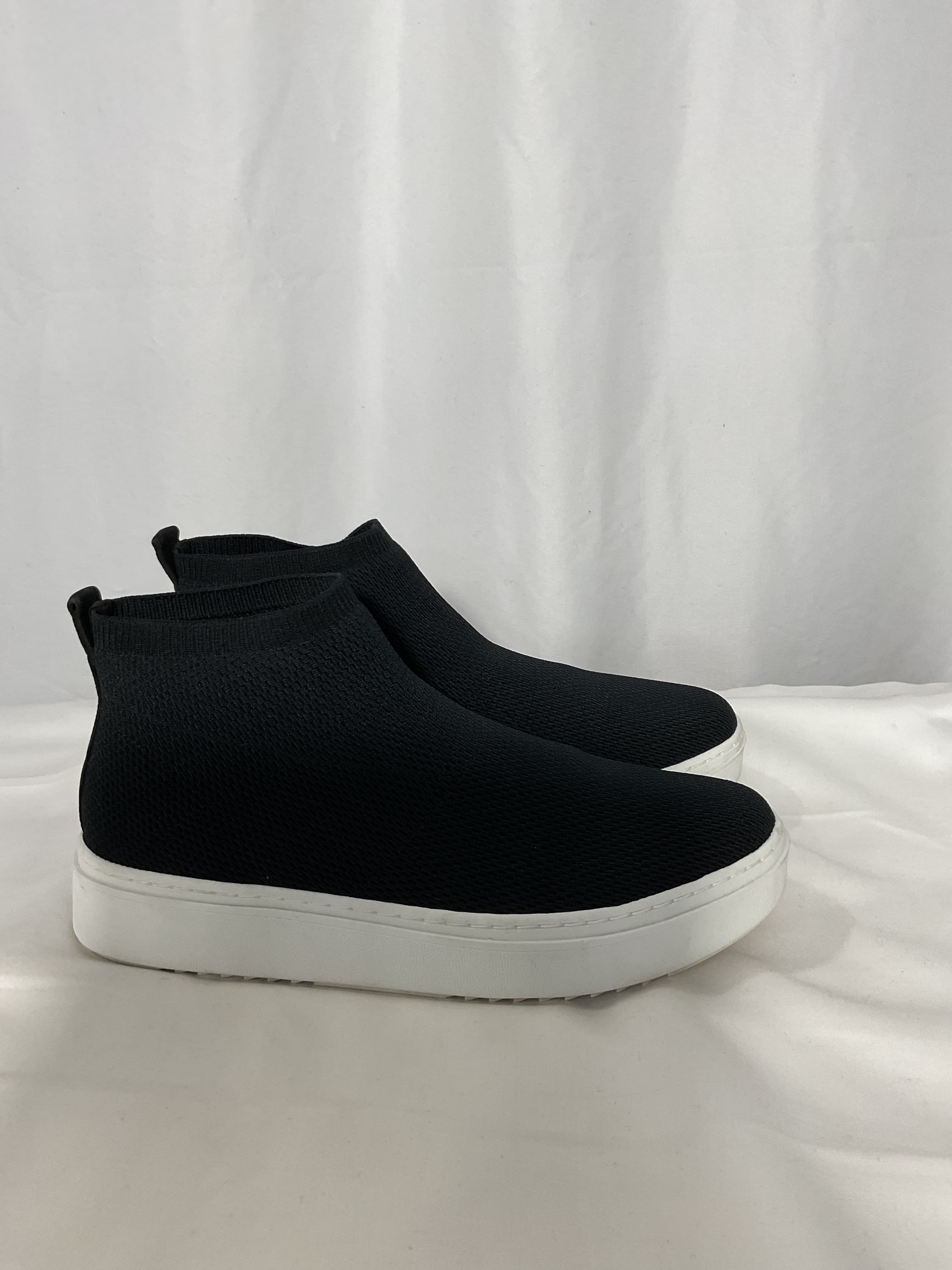 Polis Recycled Stretch Knit Sneaker - Image 3