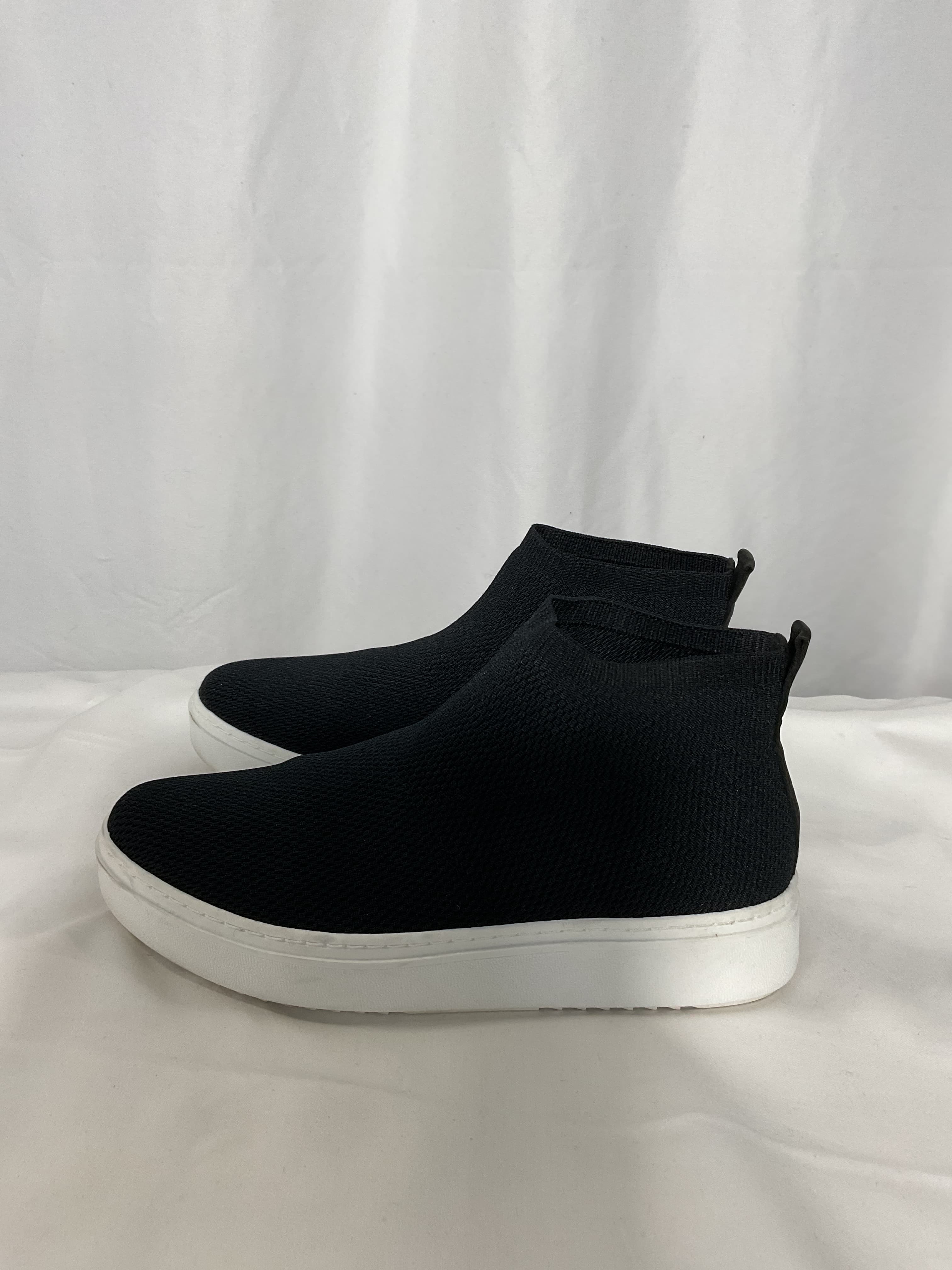Polis Recycled Stretch Knit Sneaker - Image 4