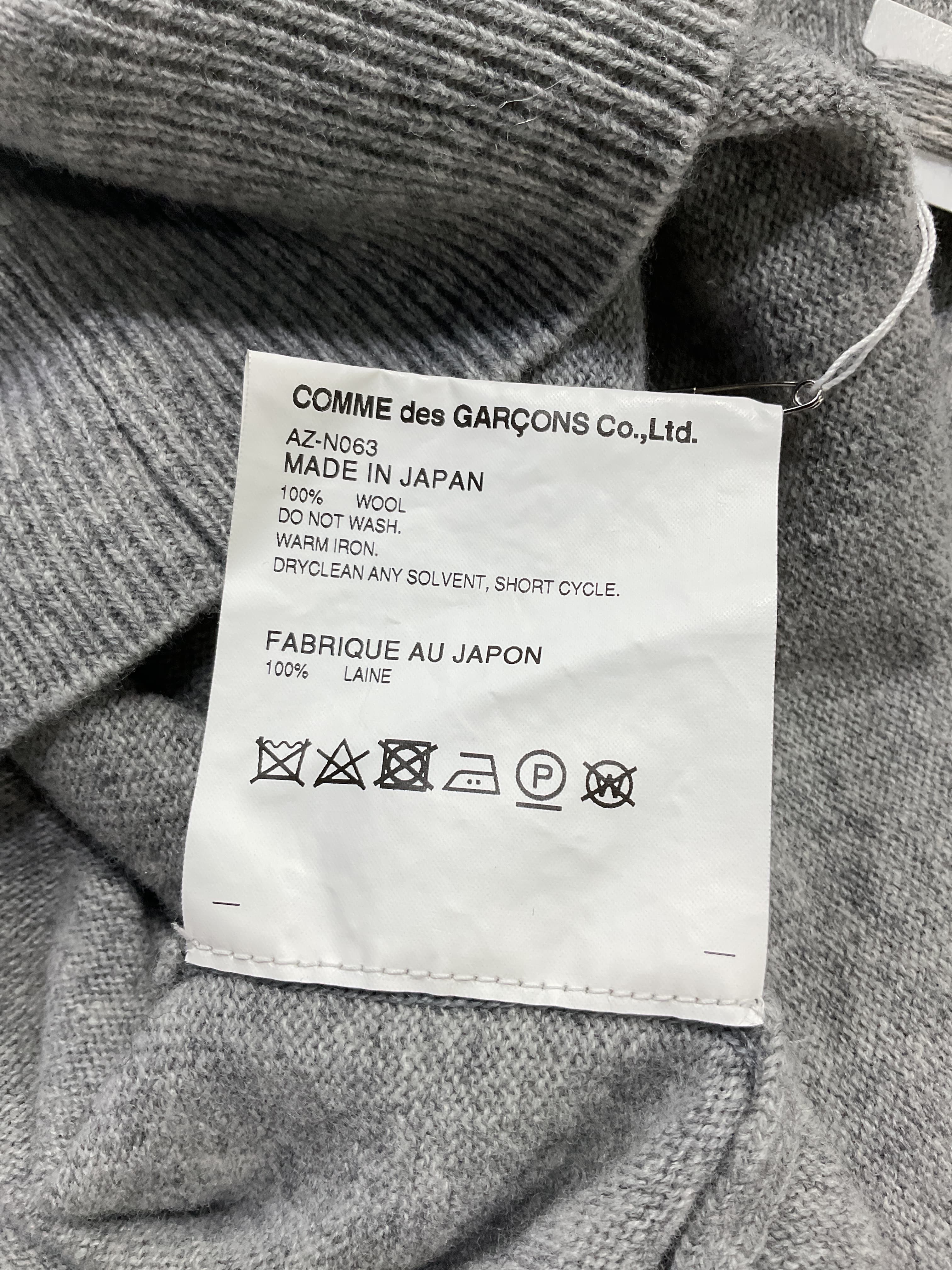 Play Heart-Appliqu V-Neck Wool Sweater - Image 3