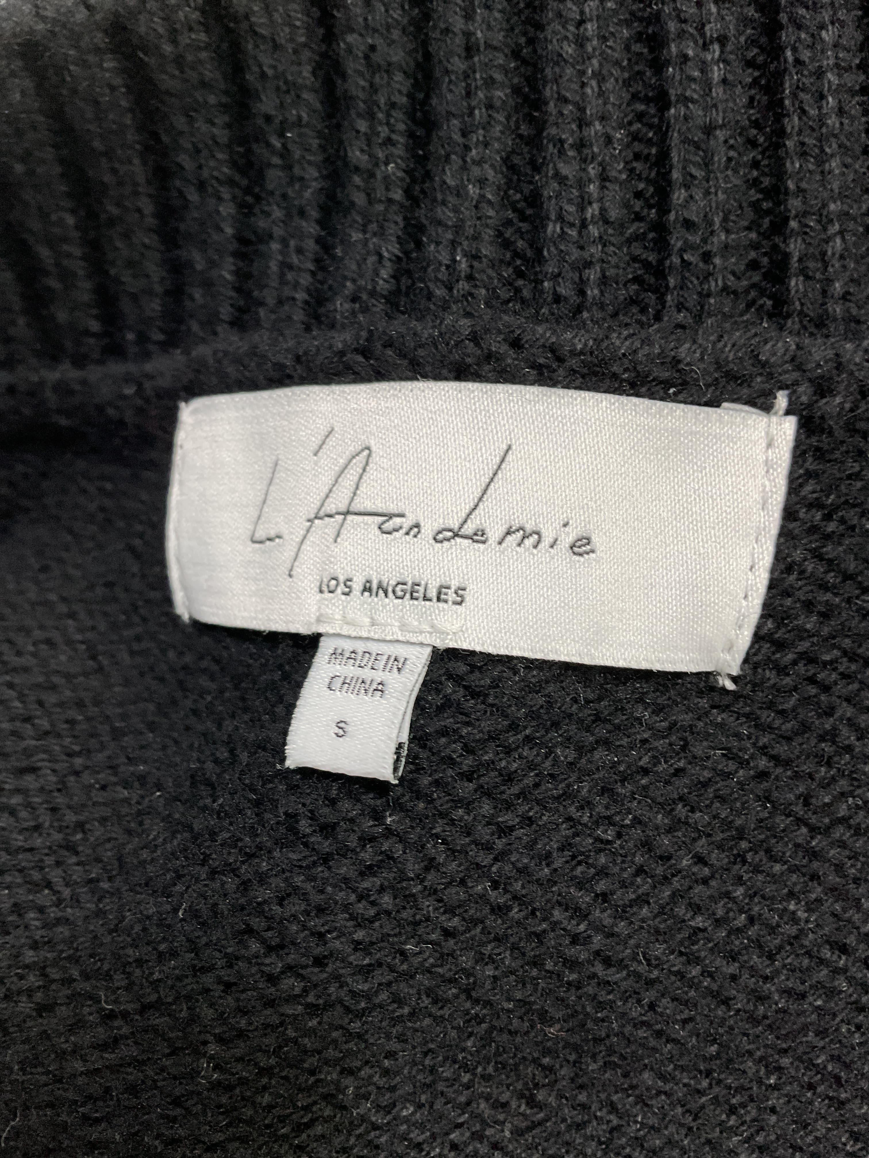 Oversized Sweater Vest In Black - Image 4