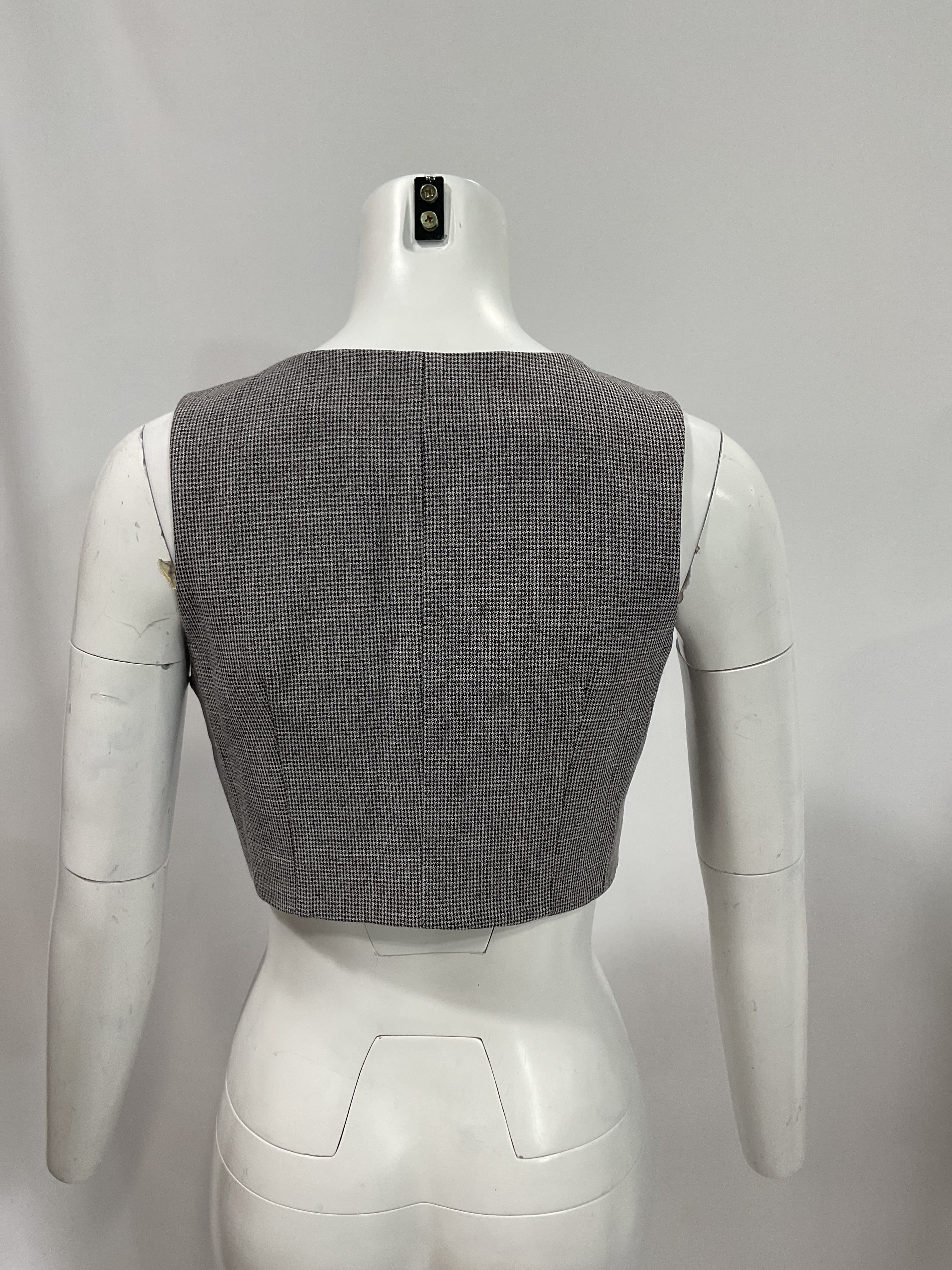 The Shrunken Vest In Steel Grey - Image 3