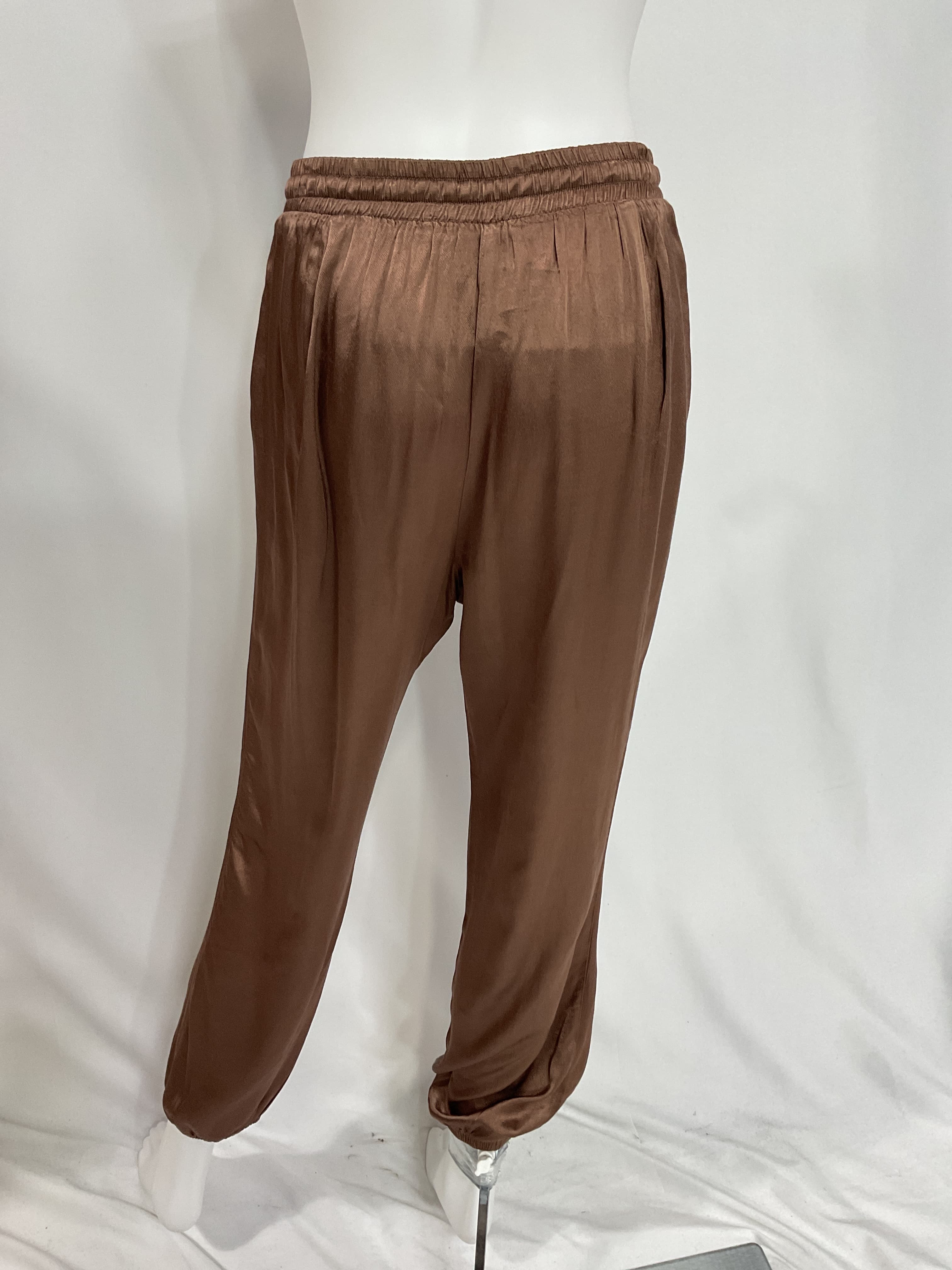 Del Ray Dressed Up Lounge Pant In Sahara - Image 2