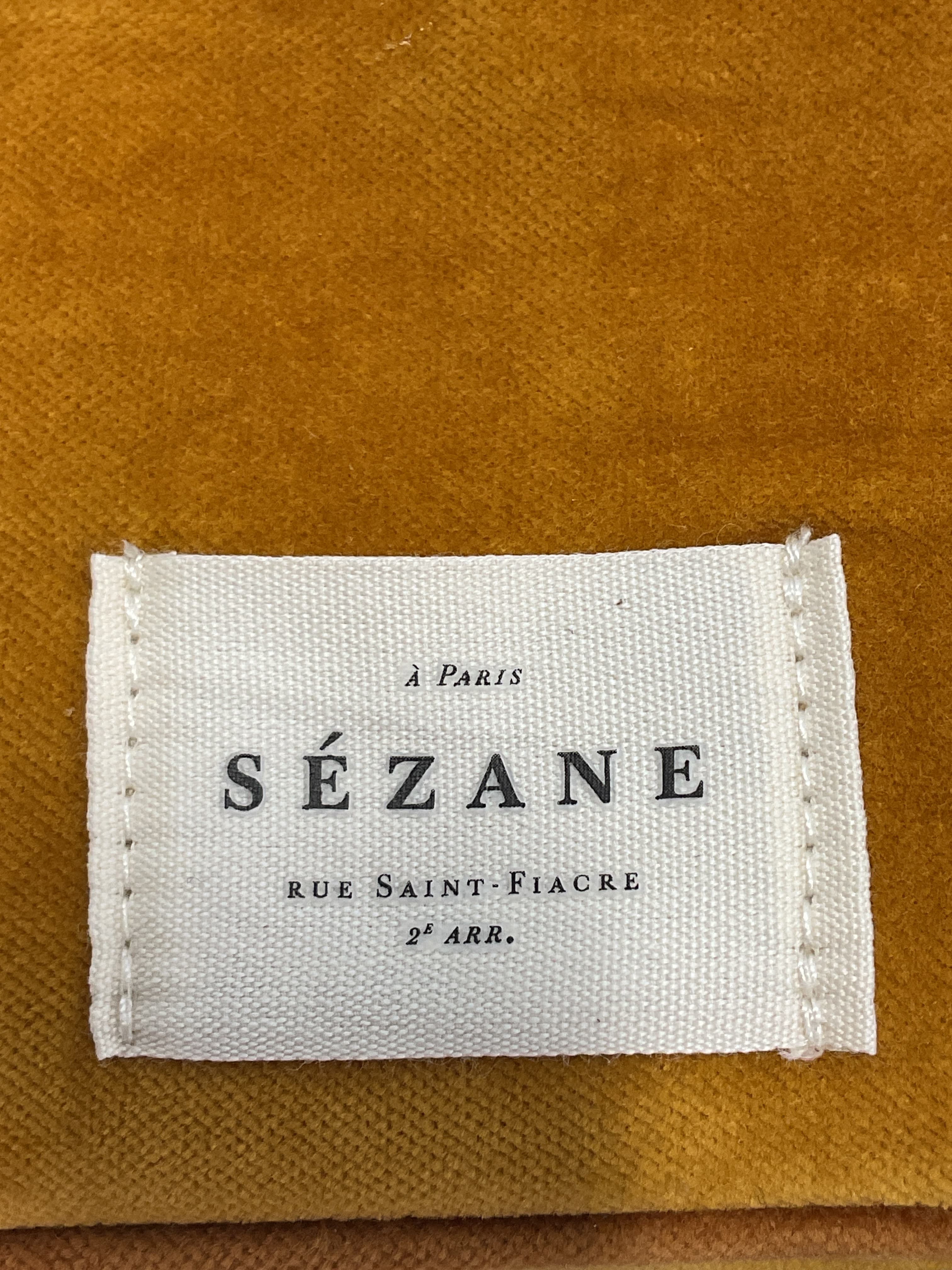 Velvet Vanity Pouch - Image 2
