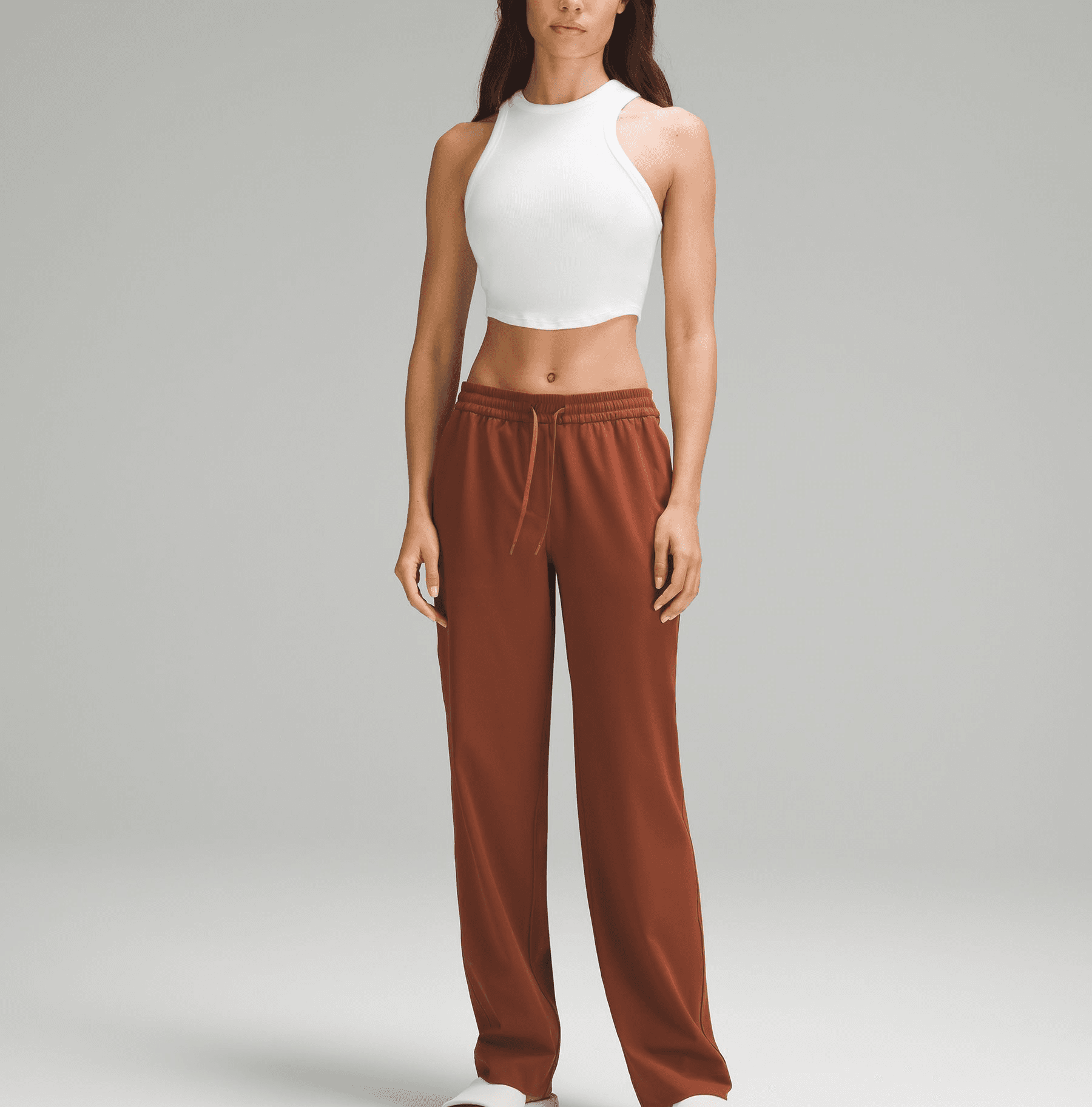 Straight-Leg Mid-Rise Pant Luxtreme - Image 1
