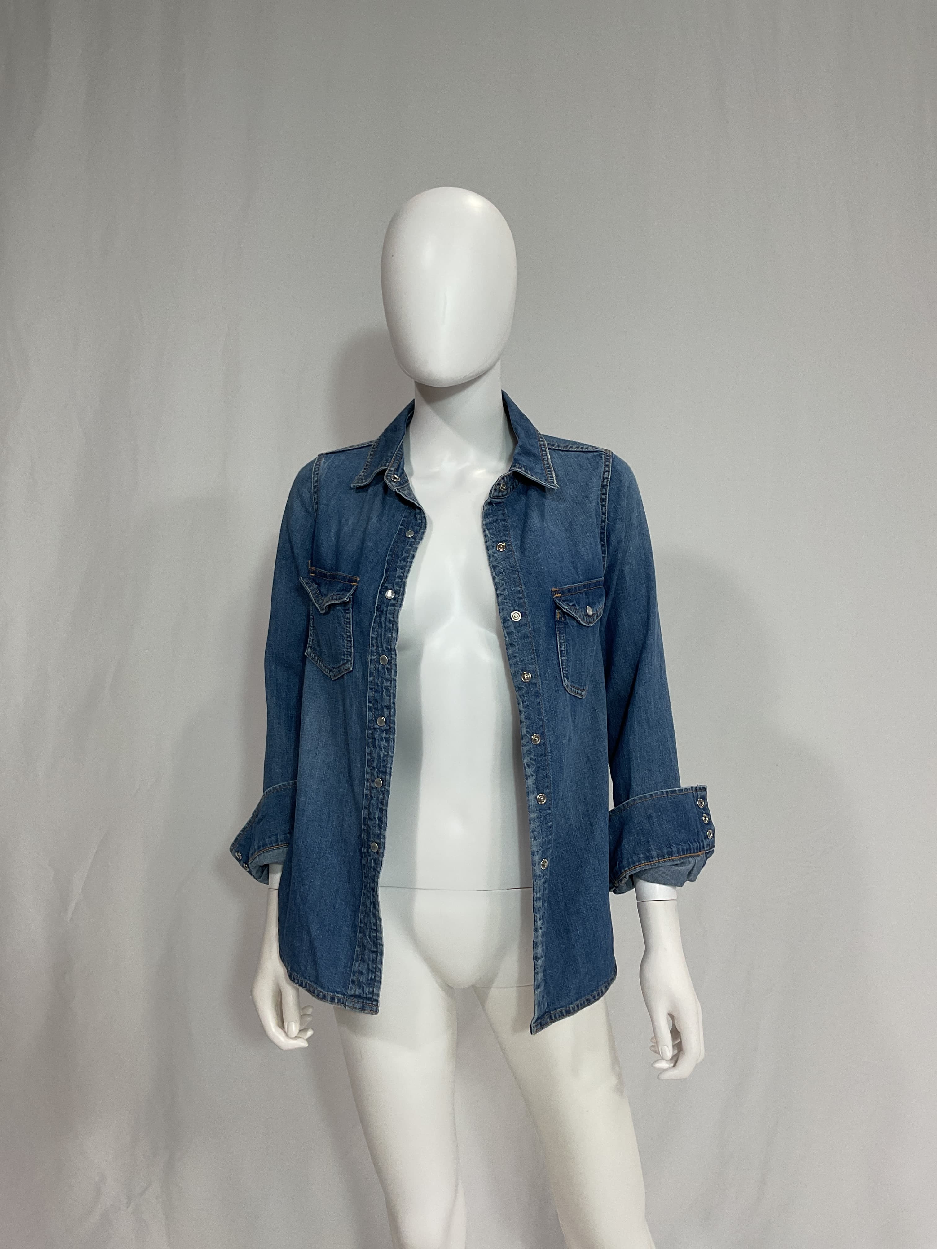 The Denim Maternity Shirt - Image 4