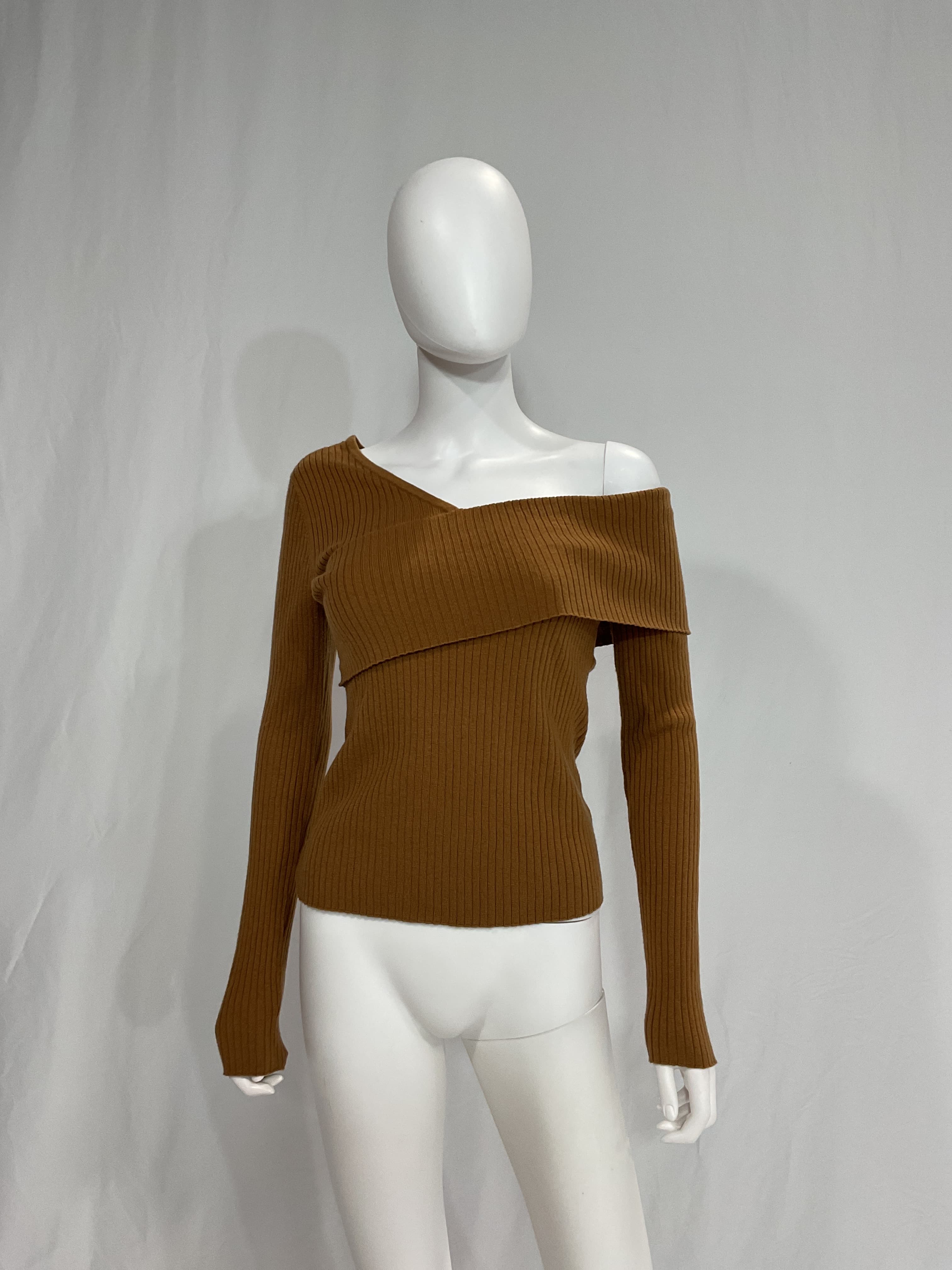 Booker Sweater In Camel - Image 2
