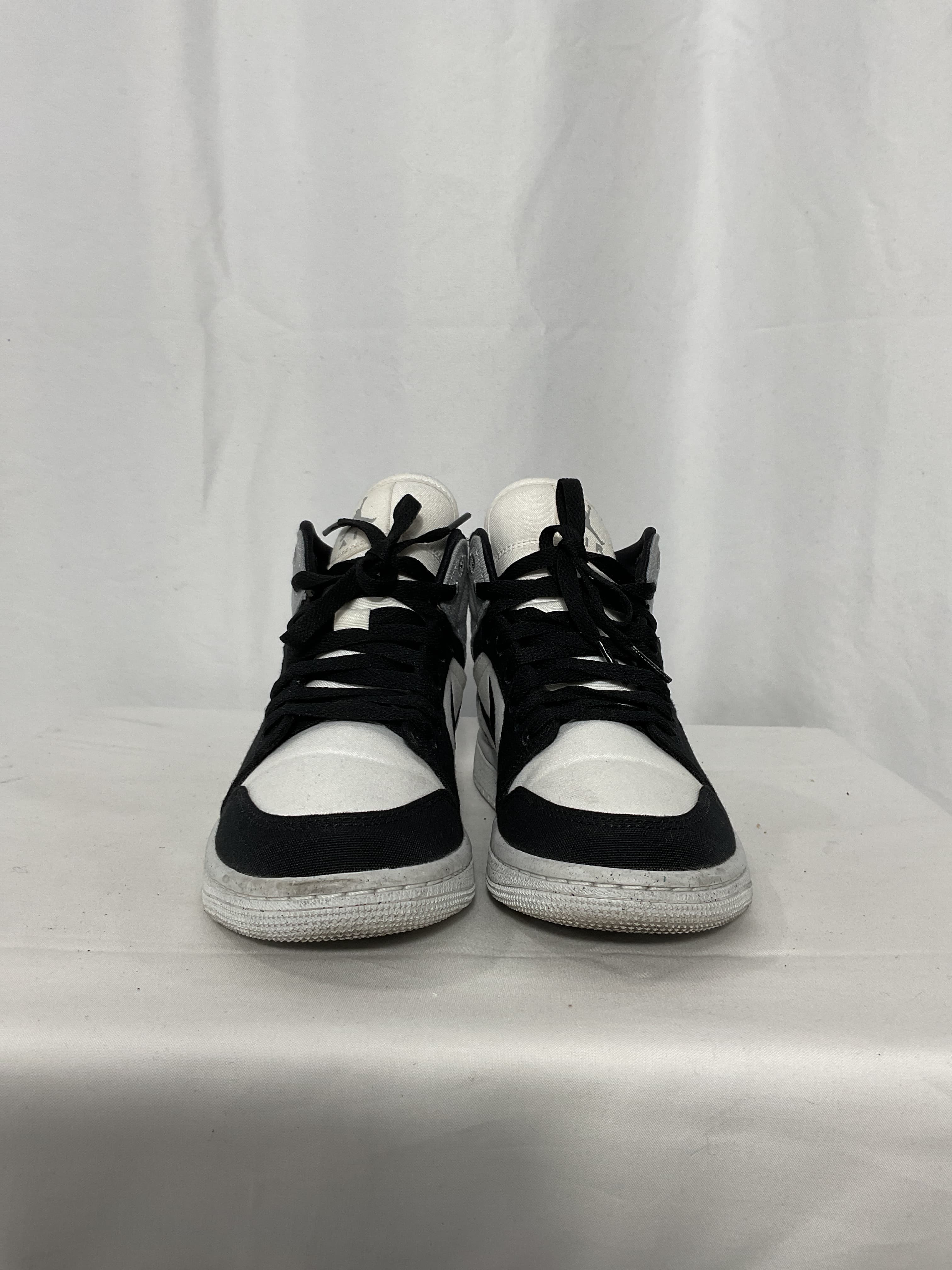 Air Jordan 1 Mid Sneaker - Image 2