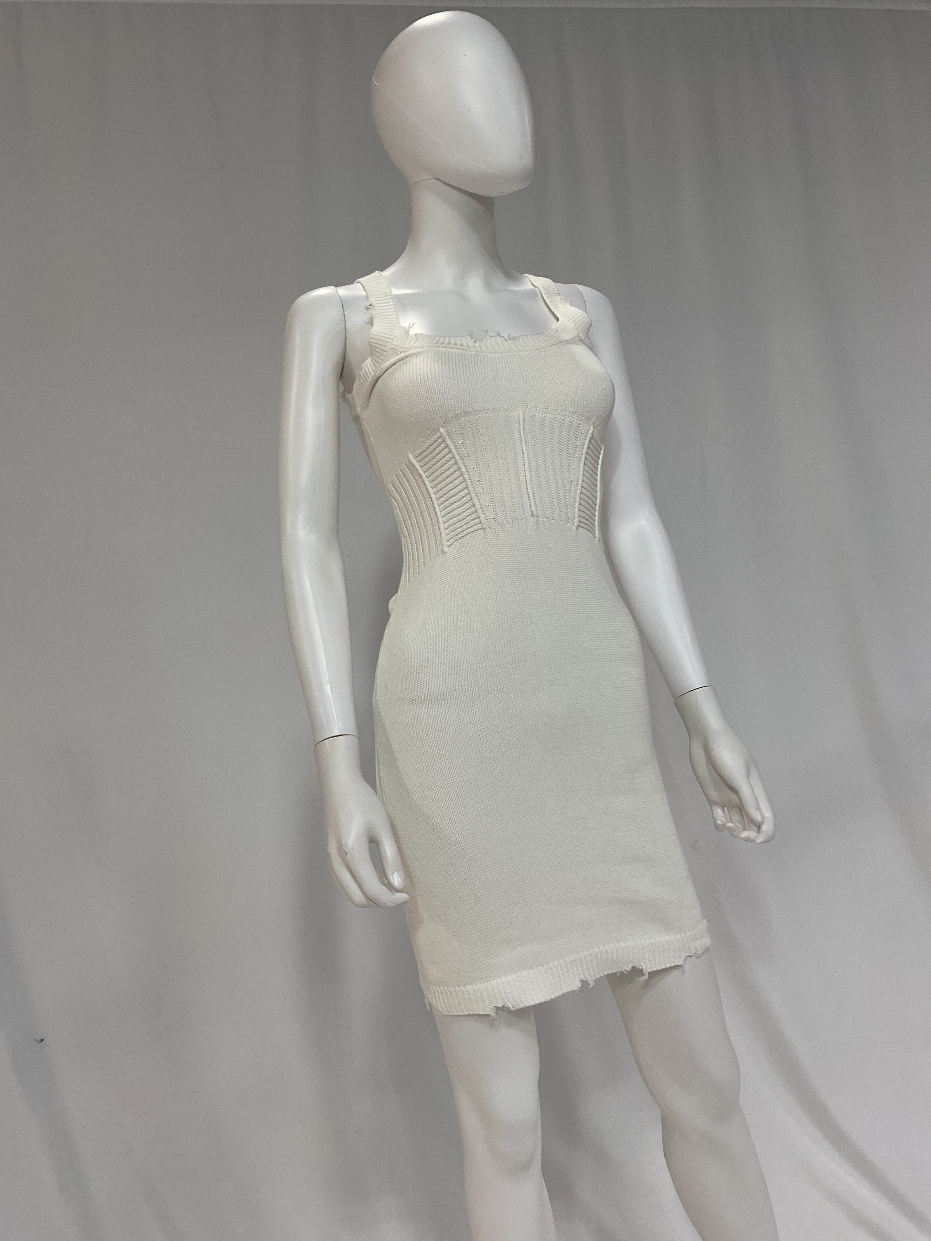 Isla Dress - Image 4