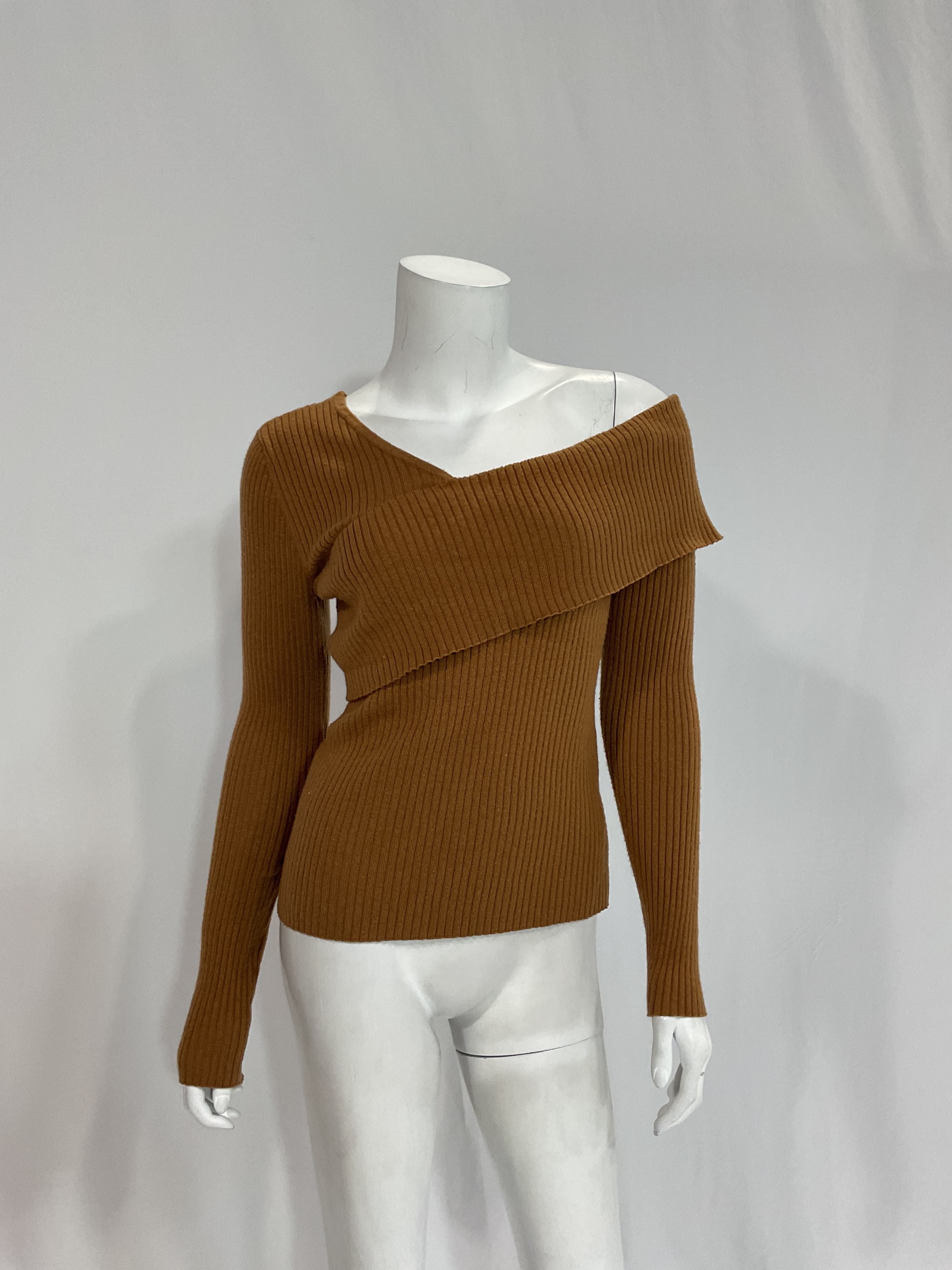 Booker Sweater - Image 2