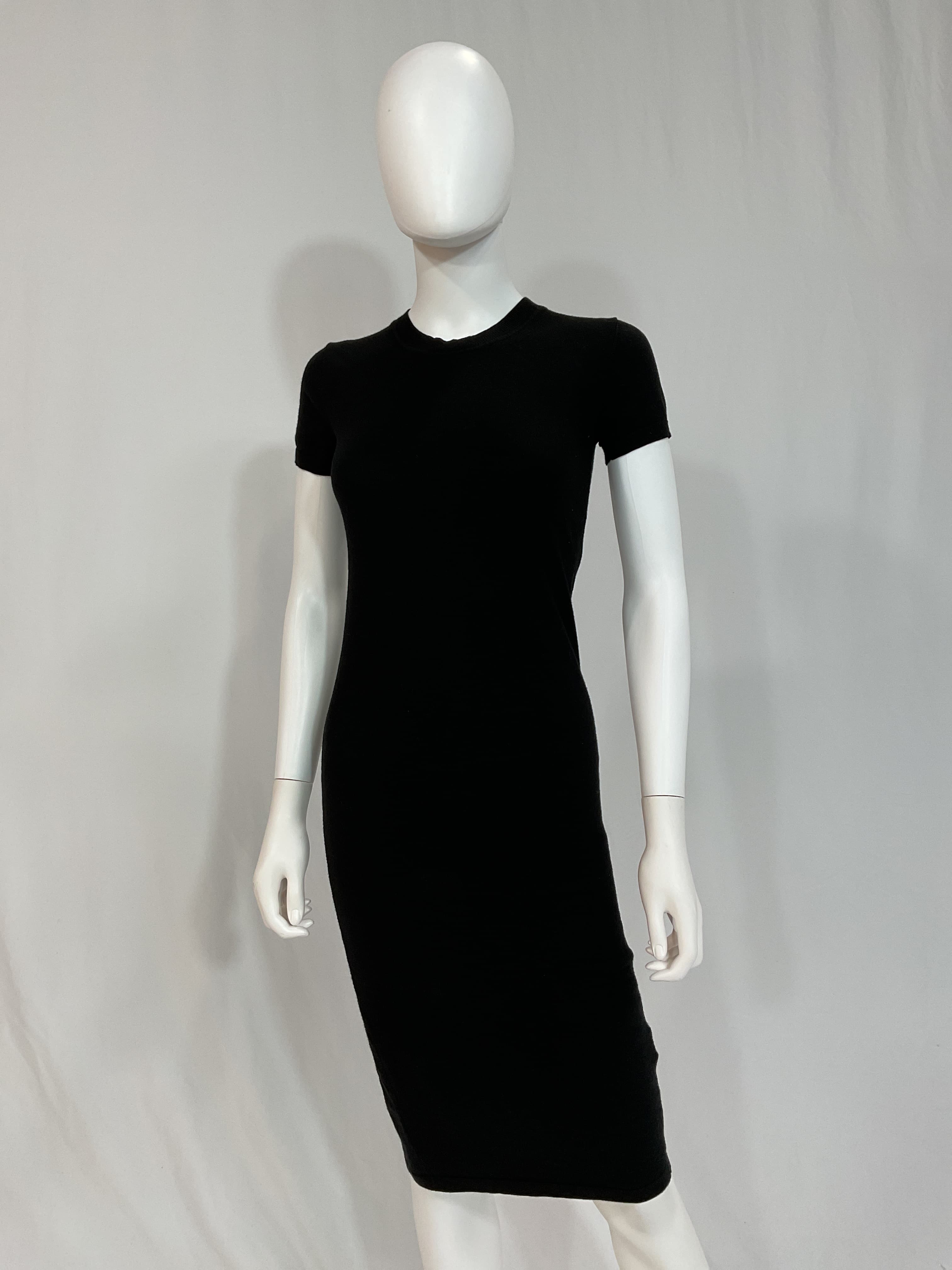 The Eliza Maternity Dress In Black - Image 2