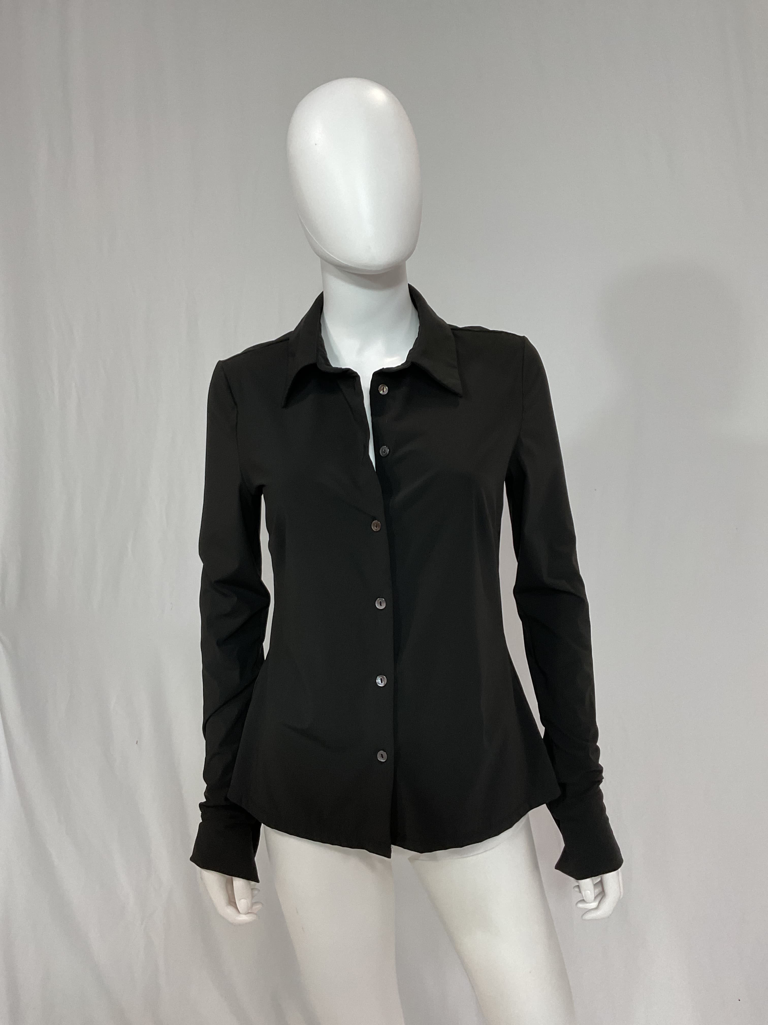 L'academie X Marianna Interlock Button Through Shirt In Black - Image 4