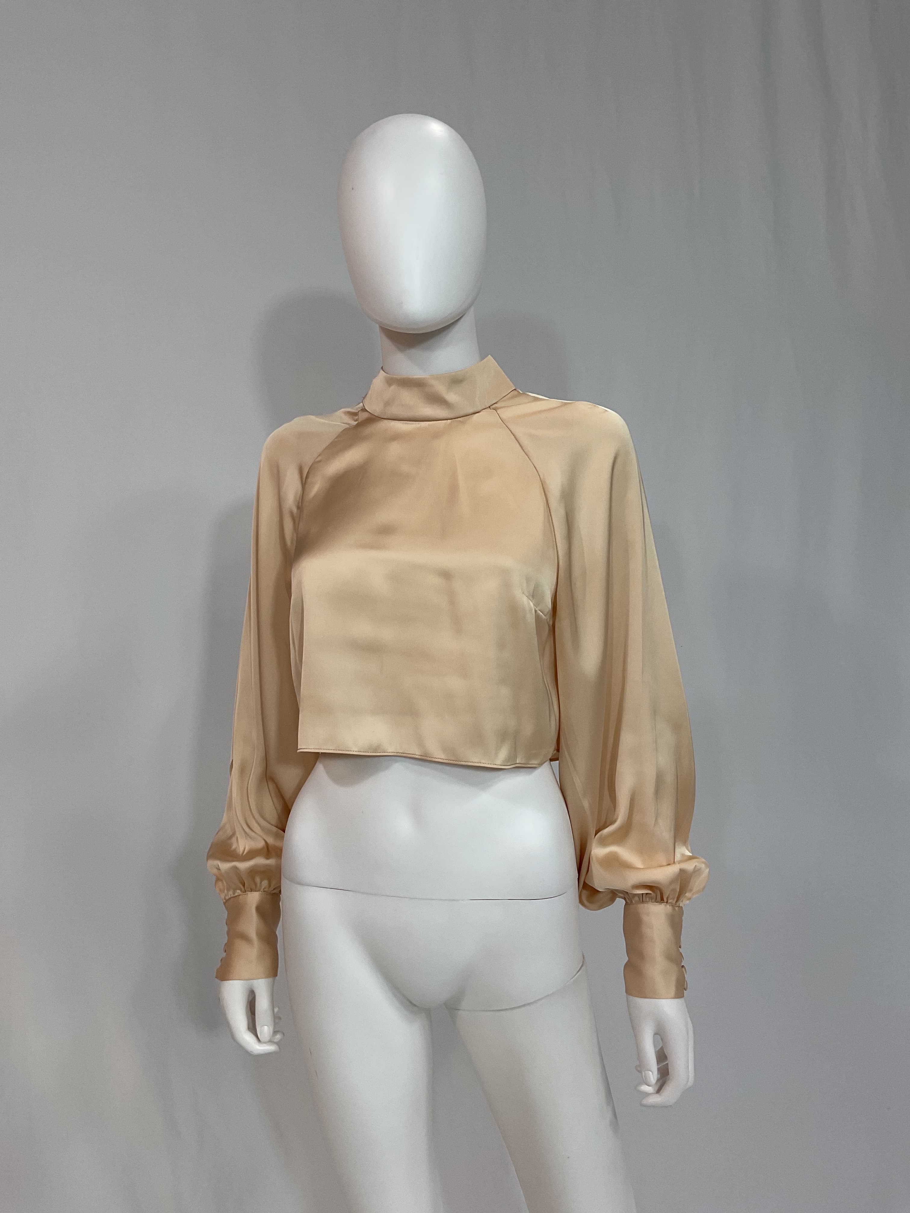 The Joli Crop Top In Ivory Cream - Image 2