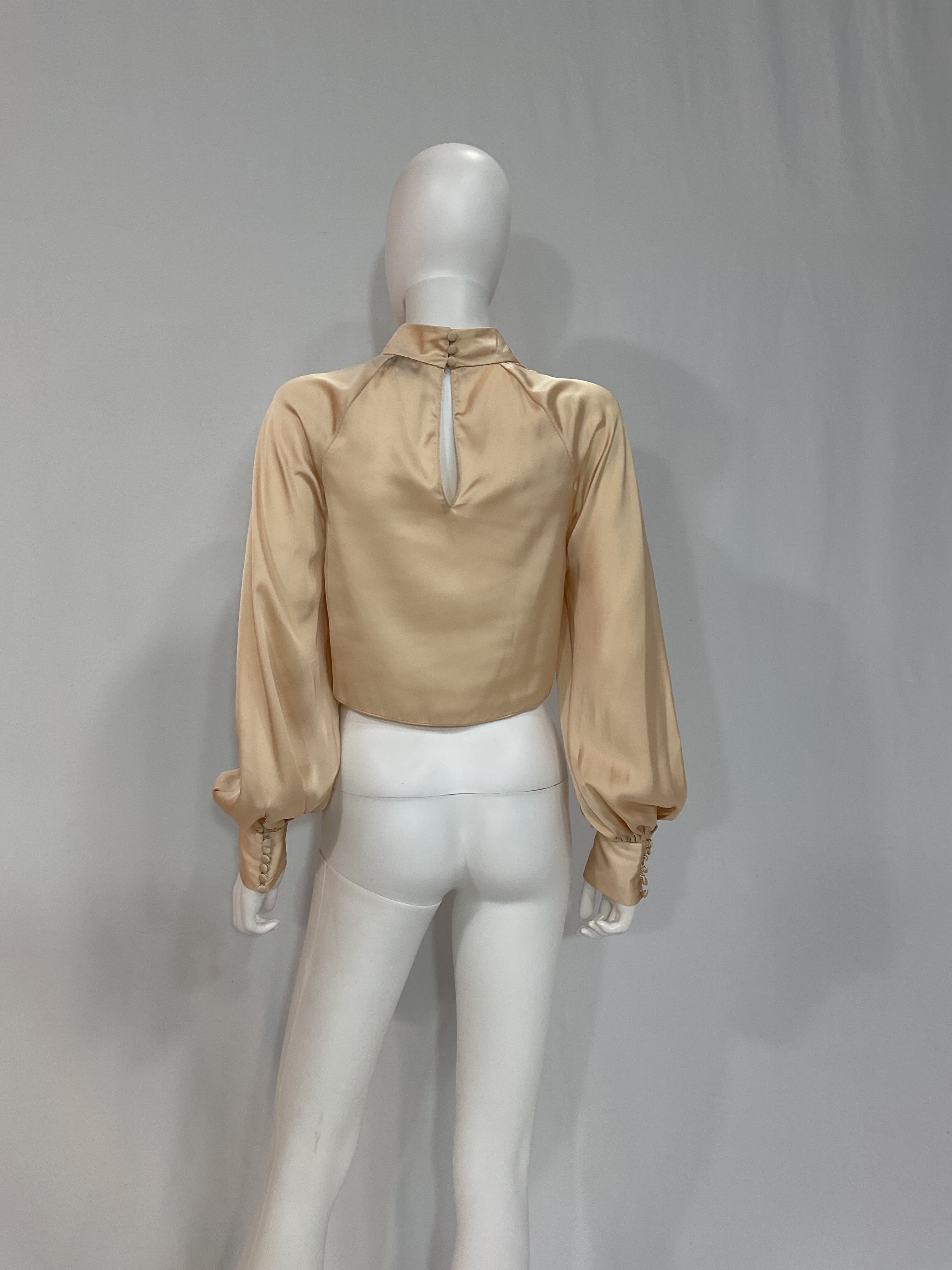 The Joli Crop Top In Ivory Cream - Image 3