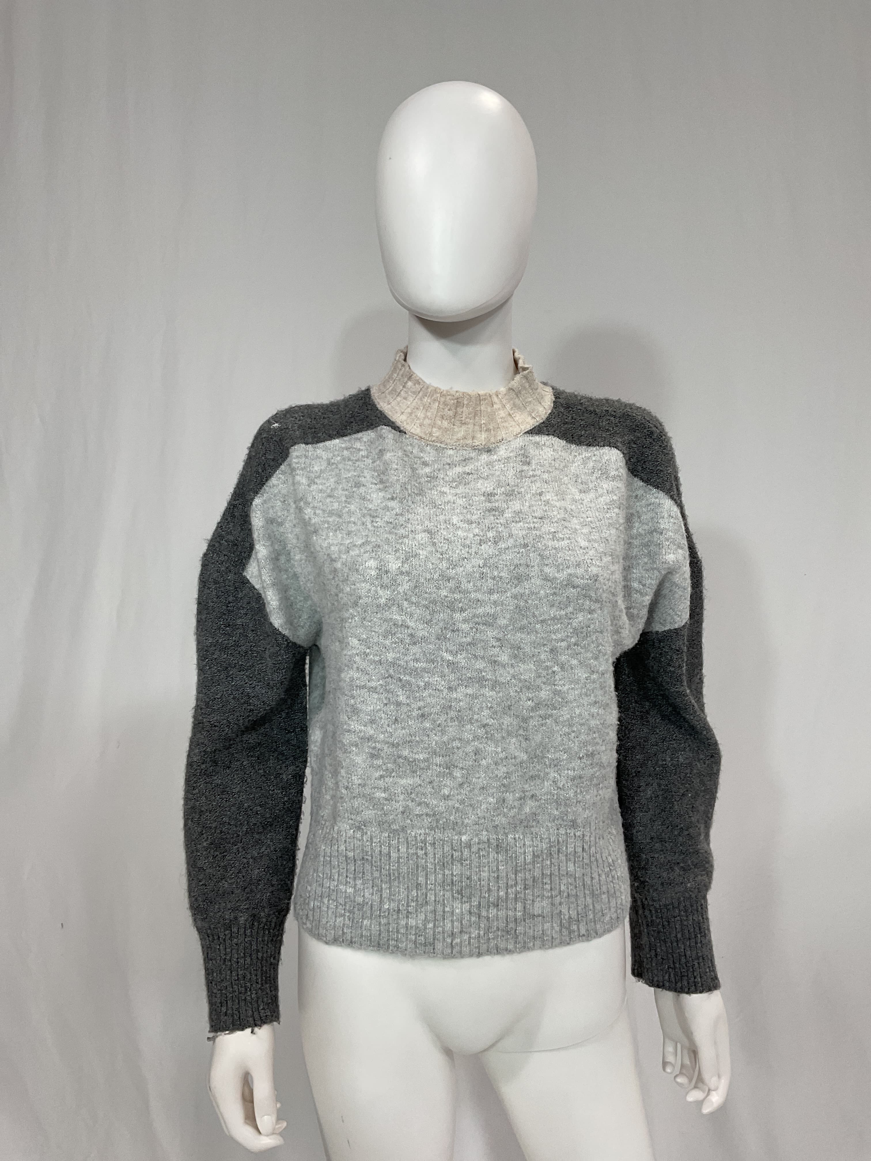 Bobbie Colorblock Turtleneck In Heather Grey - Image 3