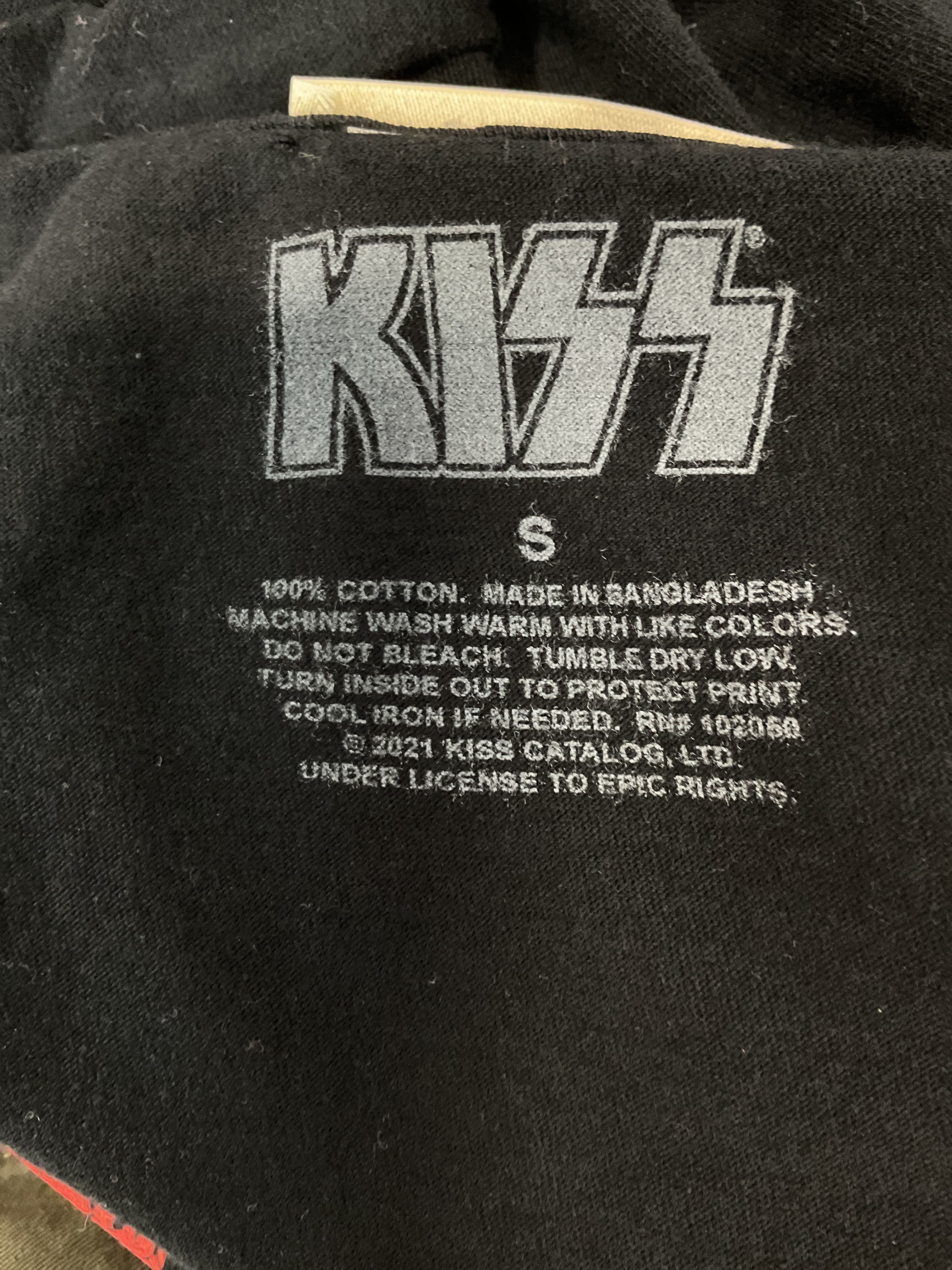 Milo Kiss Tee - Image 3