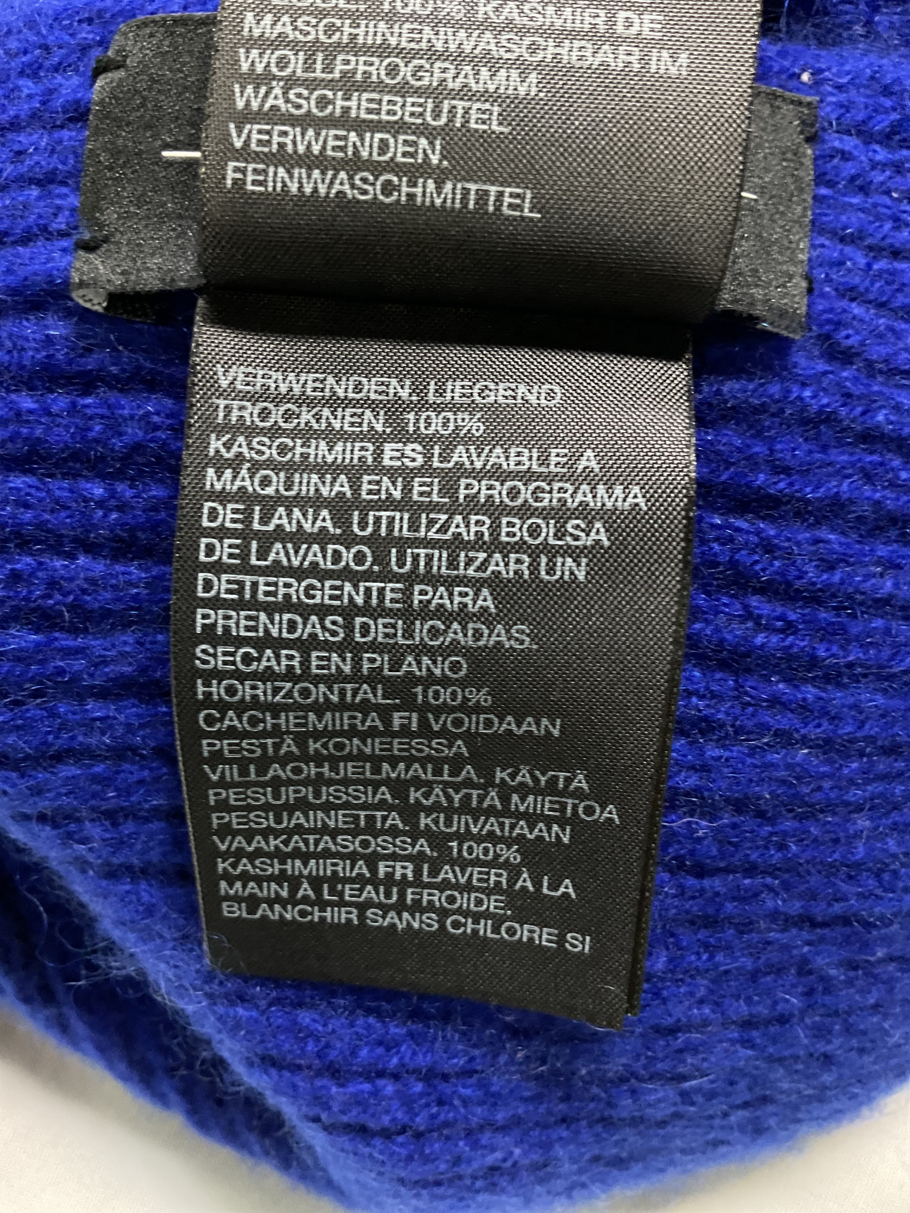 Cashmere Ribbed Knit Scarf - Image 4