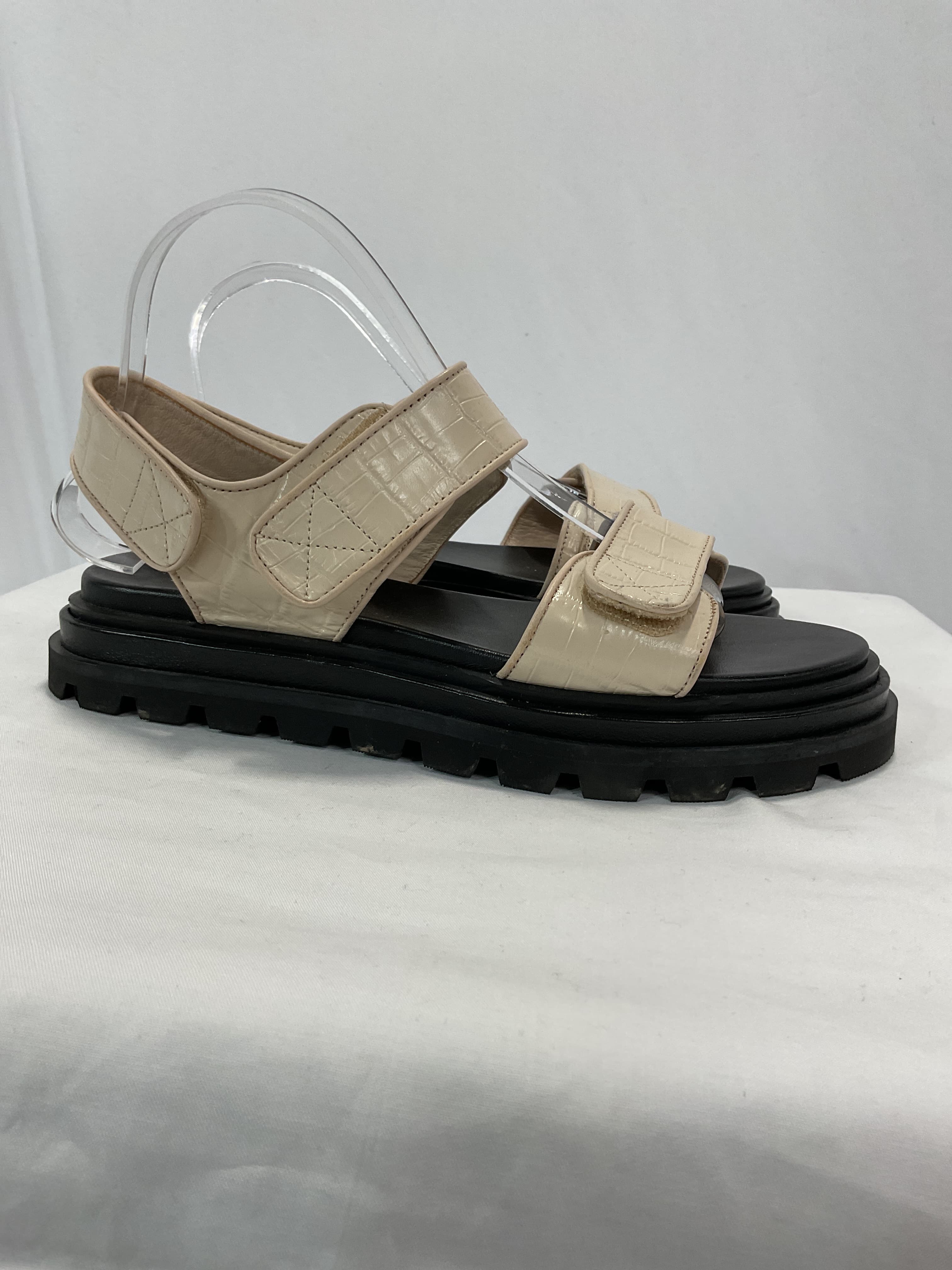 Croc Embossed Leather Sandals - Image 4