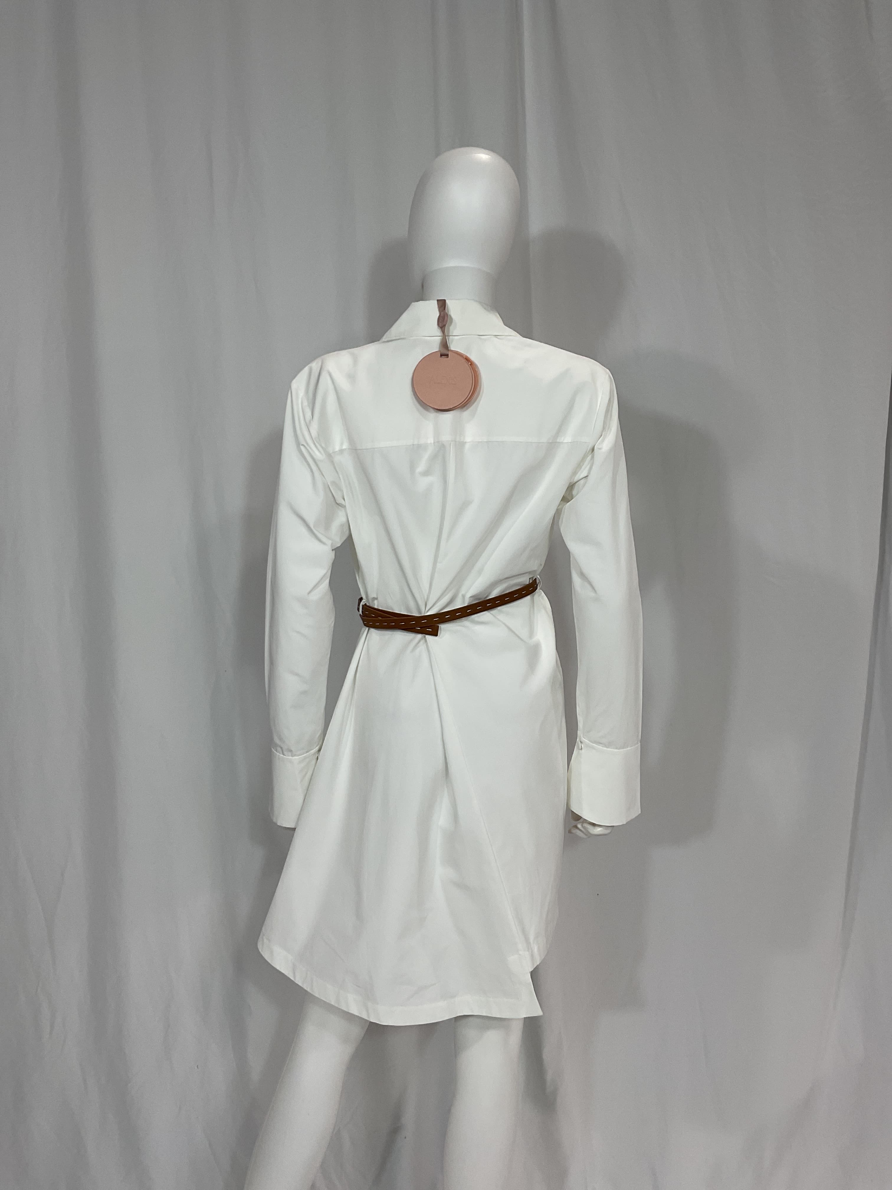 Veni Dress In White - Image 3