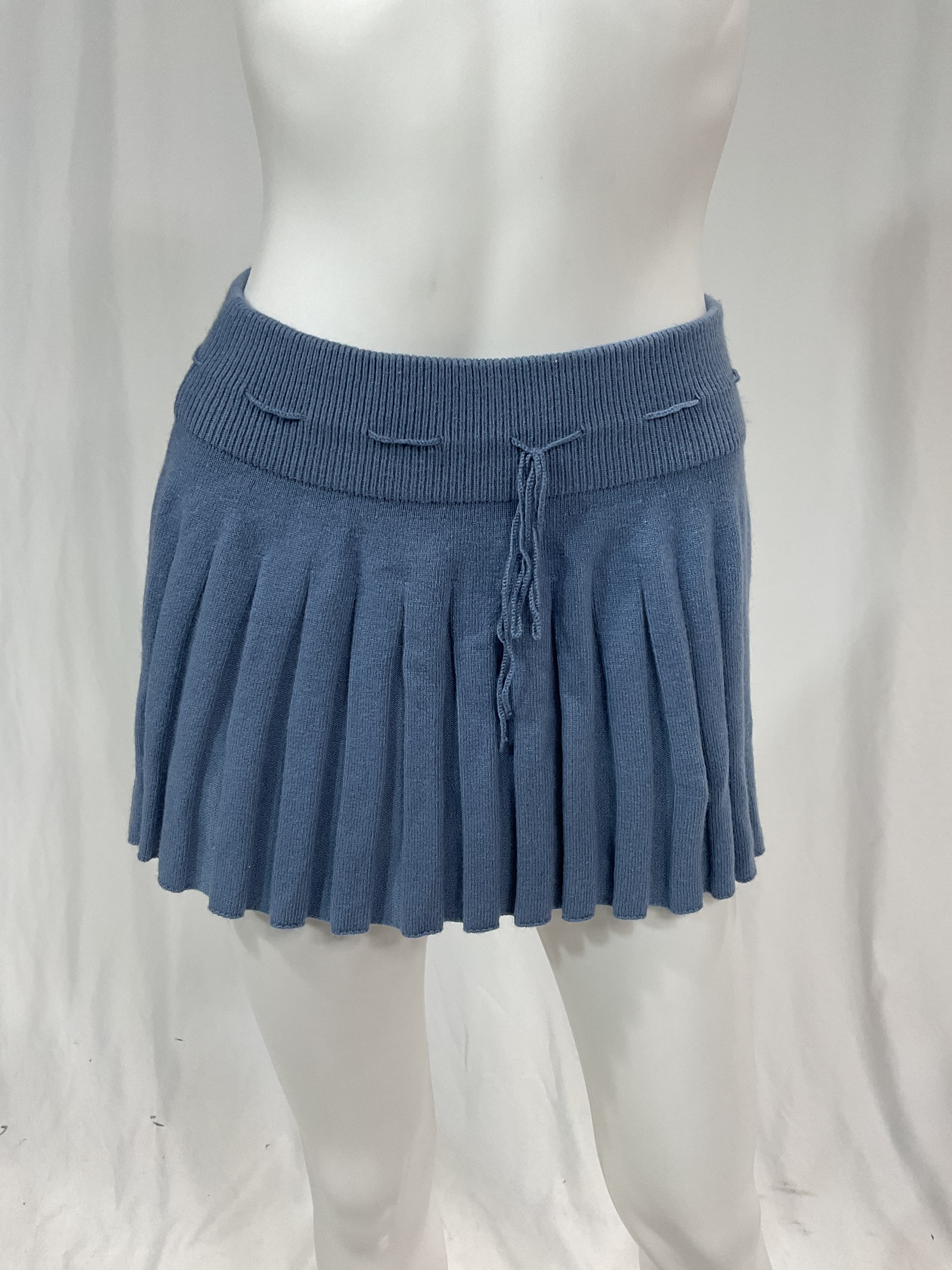 Cielo Pleated Mini Skirt In Denim Blue - Image 3
