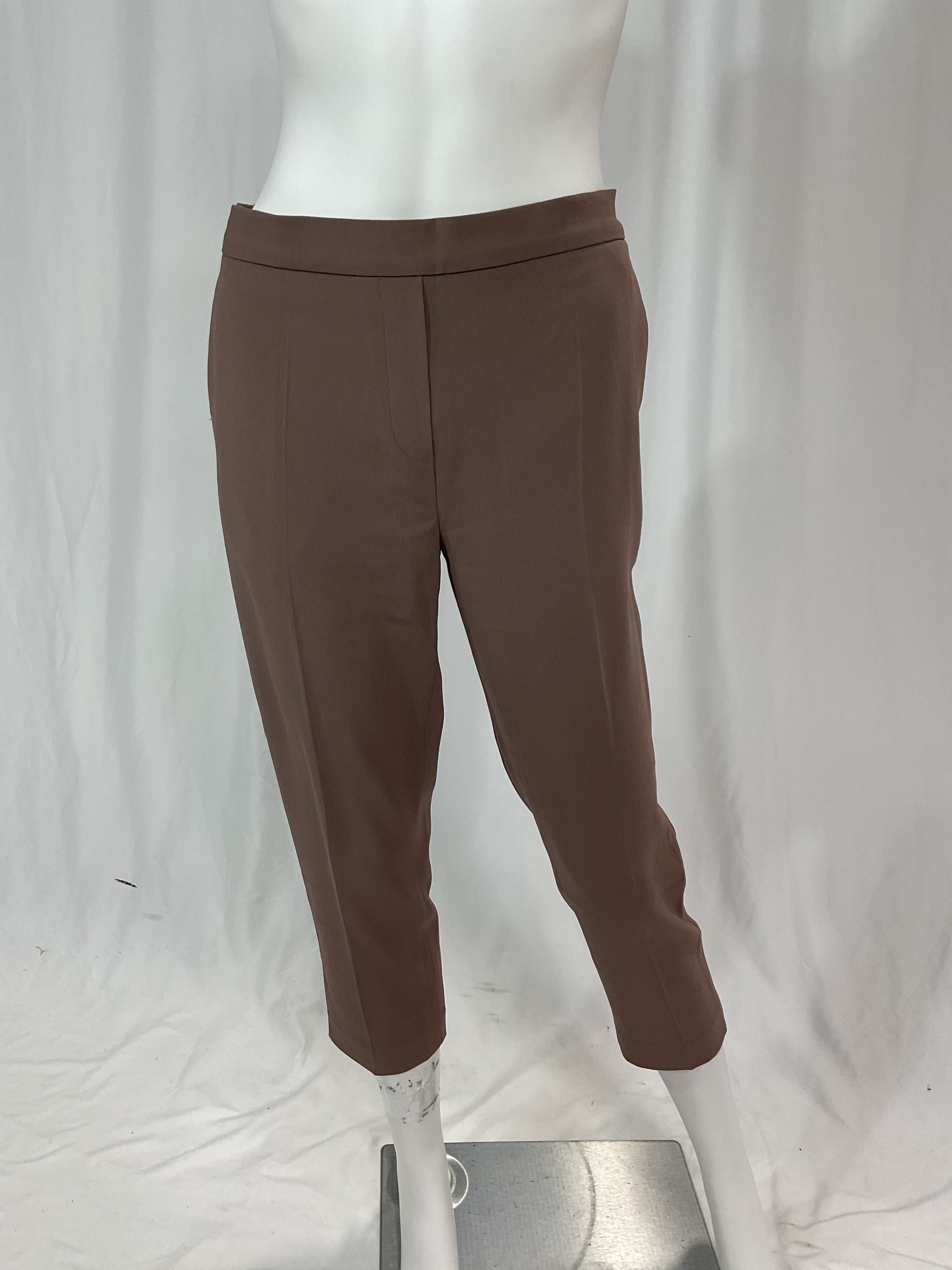 New Conan Cropped Pant - Image 3