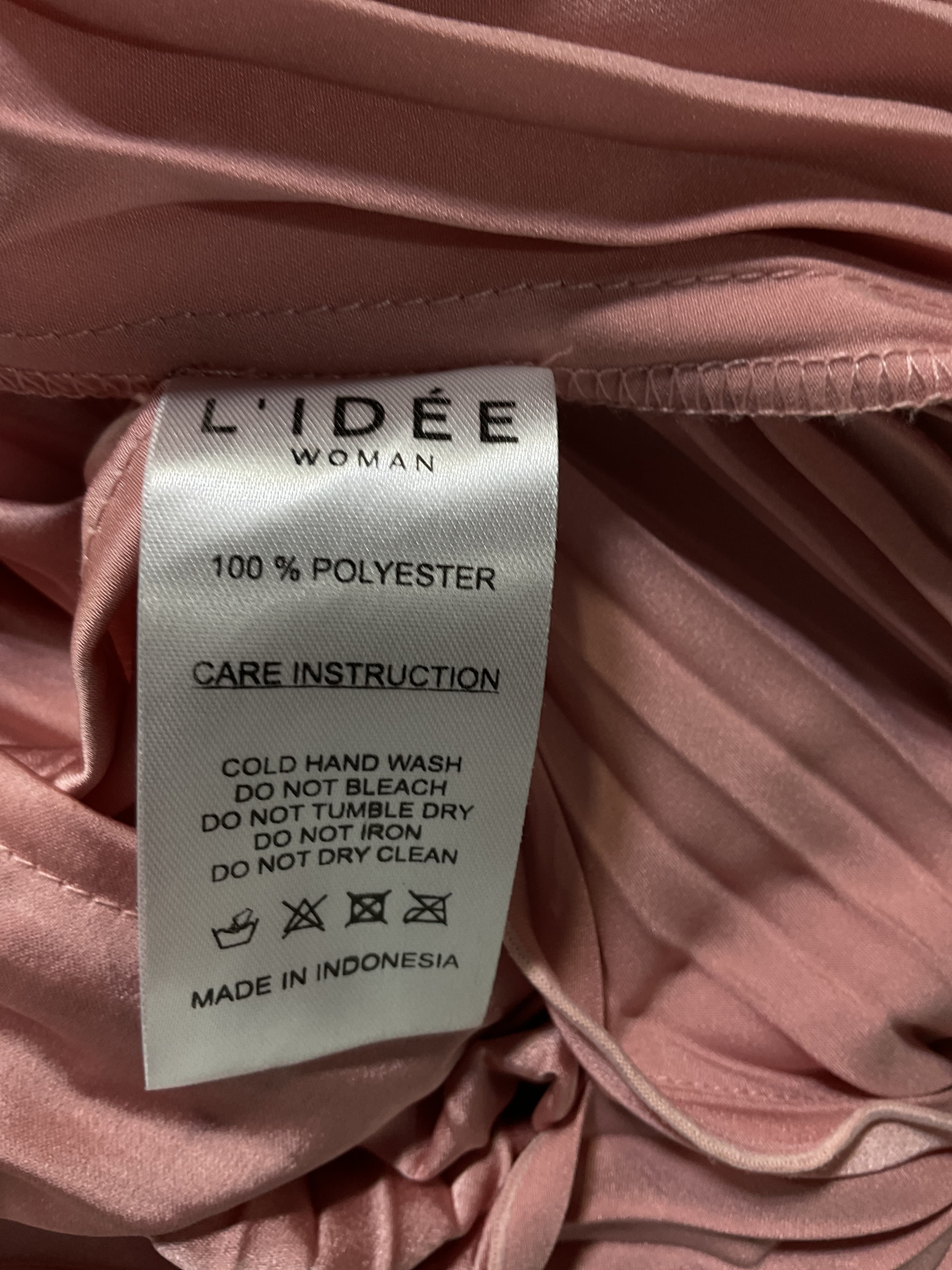 Renaissance Split Midi Dress In Light Pink - Image 2