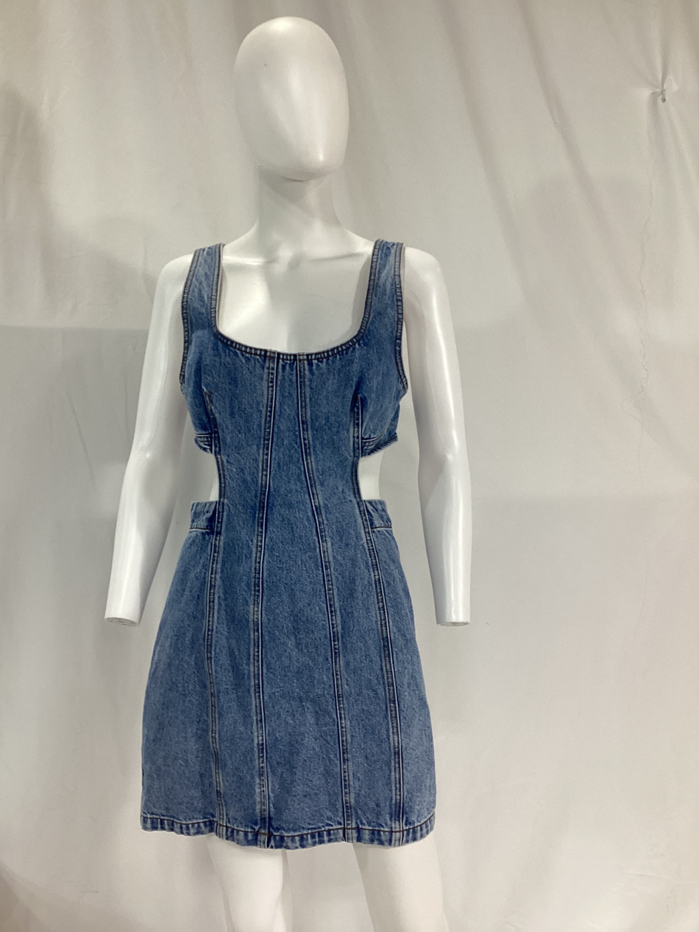 Vivi Cut Out Tank Dress In Faria - Image 4