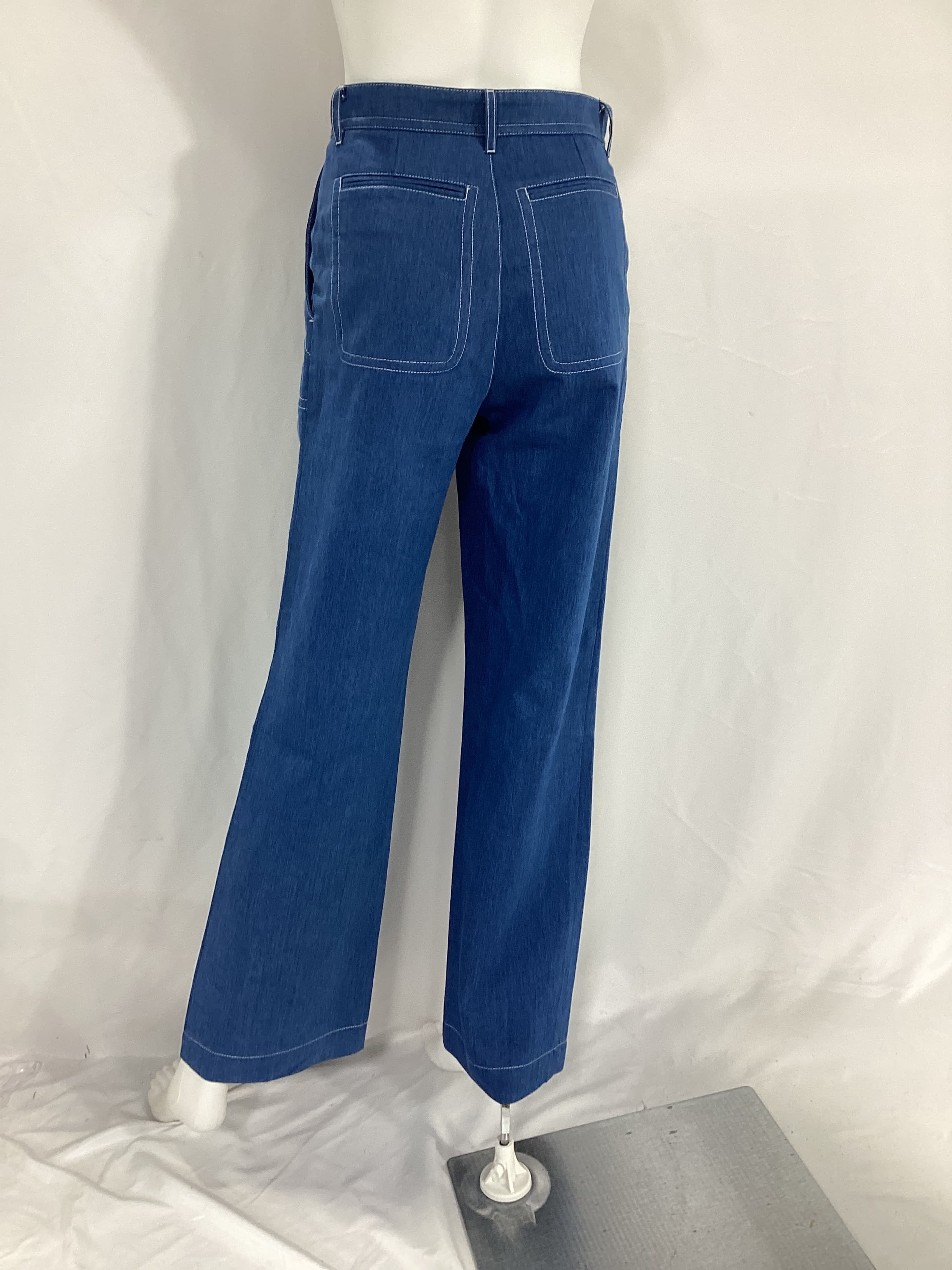 Mid-Rise Wide Leg Jeans - Image 4