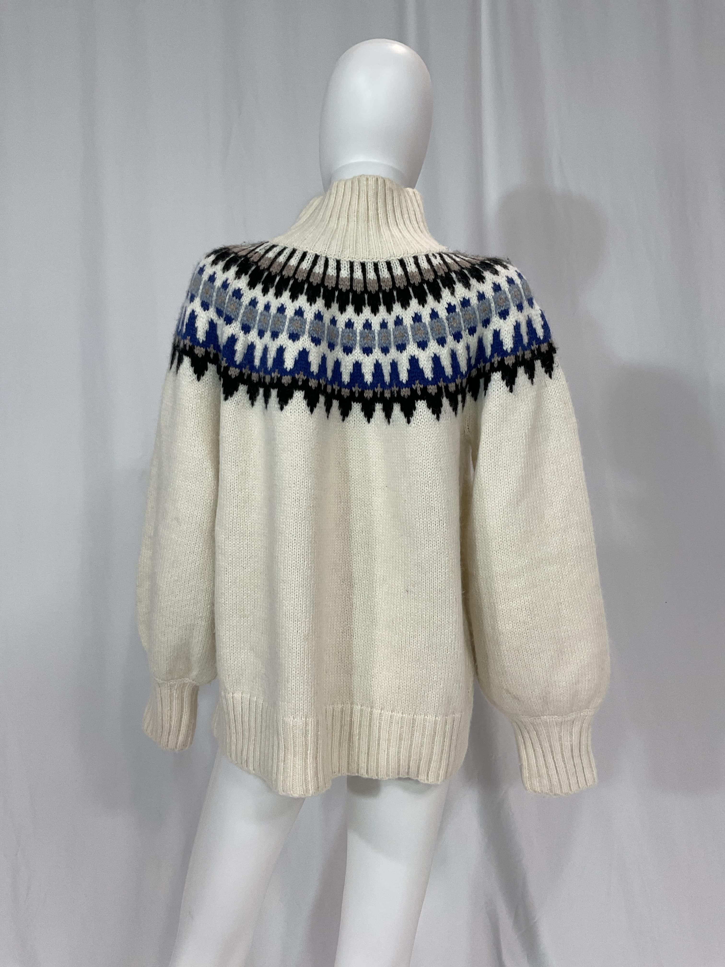 The Noemi Sweater - Image 4