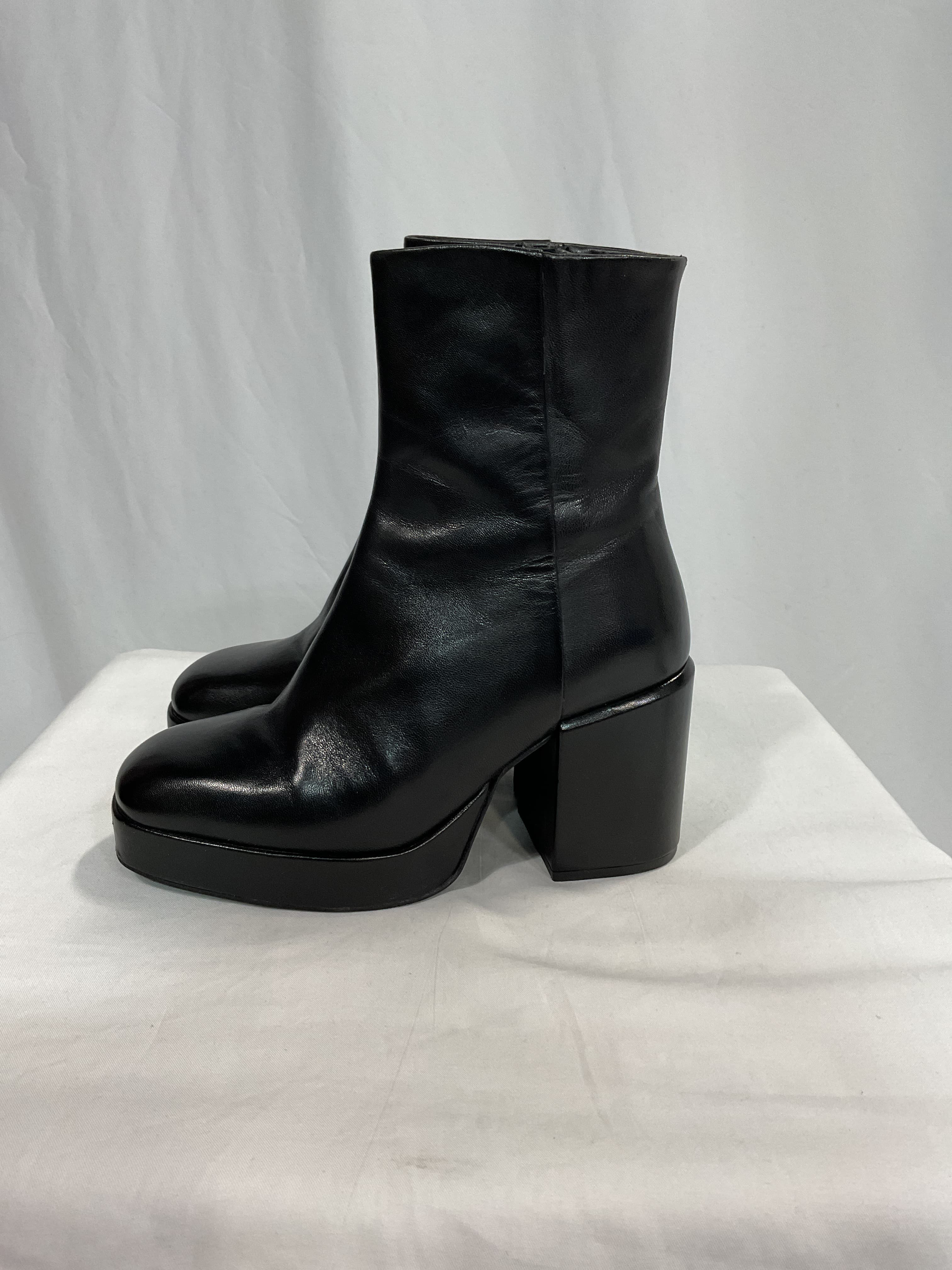 Sweet Lady Bootie In Black - Image 4
